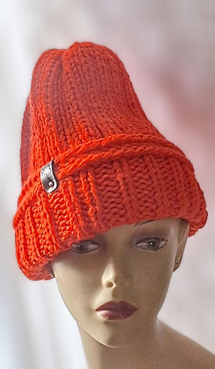 Versatile Rib Stitch Beanies With Faux Leather Tag
