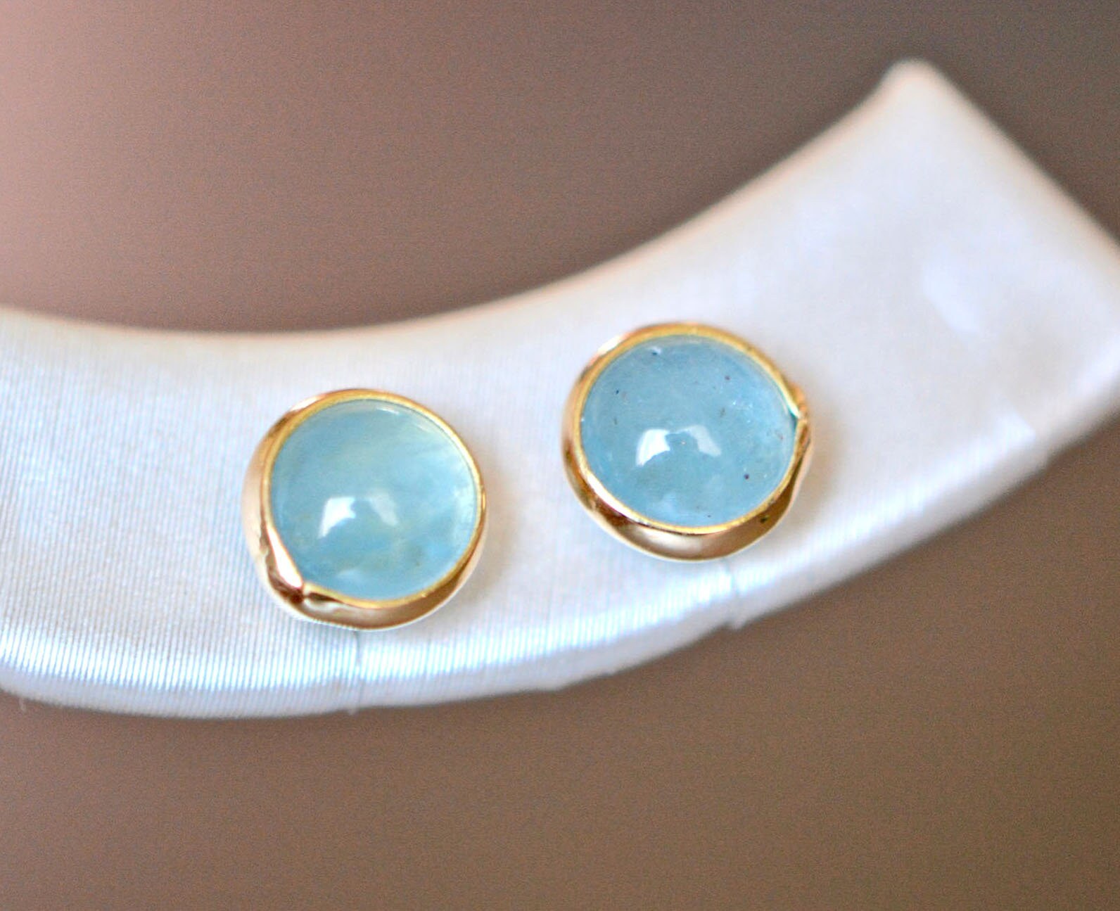 Aquamarine Cabochon Stud Earrings Solid 14kt Gold : March Birthstone Jewelry, detail view