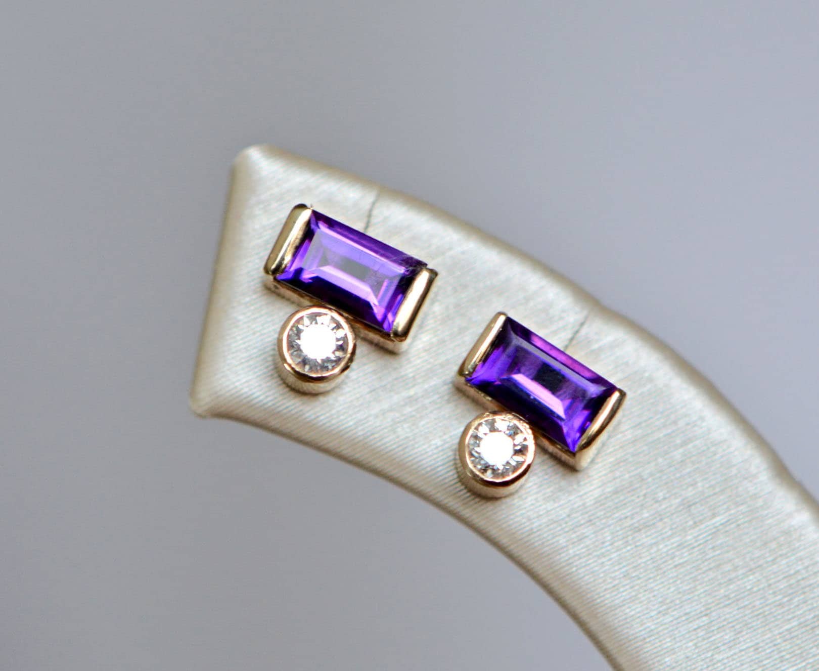 Amethyst Baguette Diamond 14k Gold Stud Earrings, February Birthstone Jewelry, Minimalist Purple Gemstone Studs, Art Deco Stacking Earring, detail view