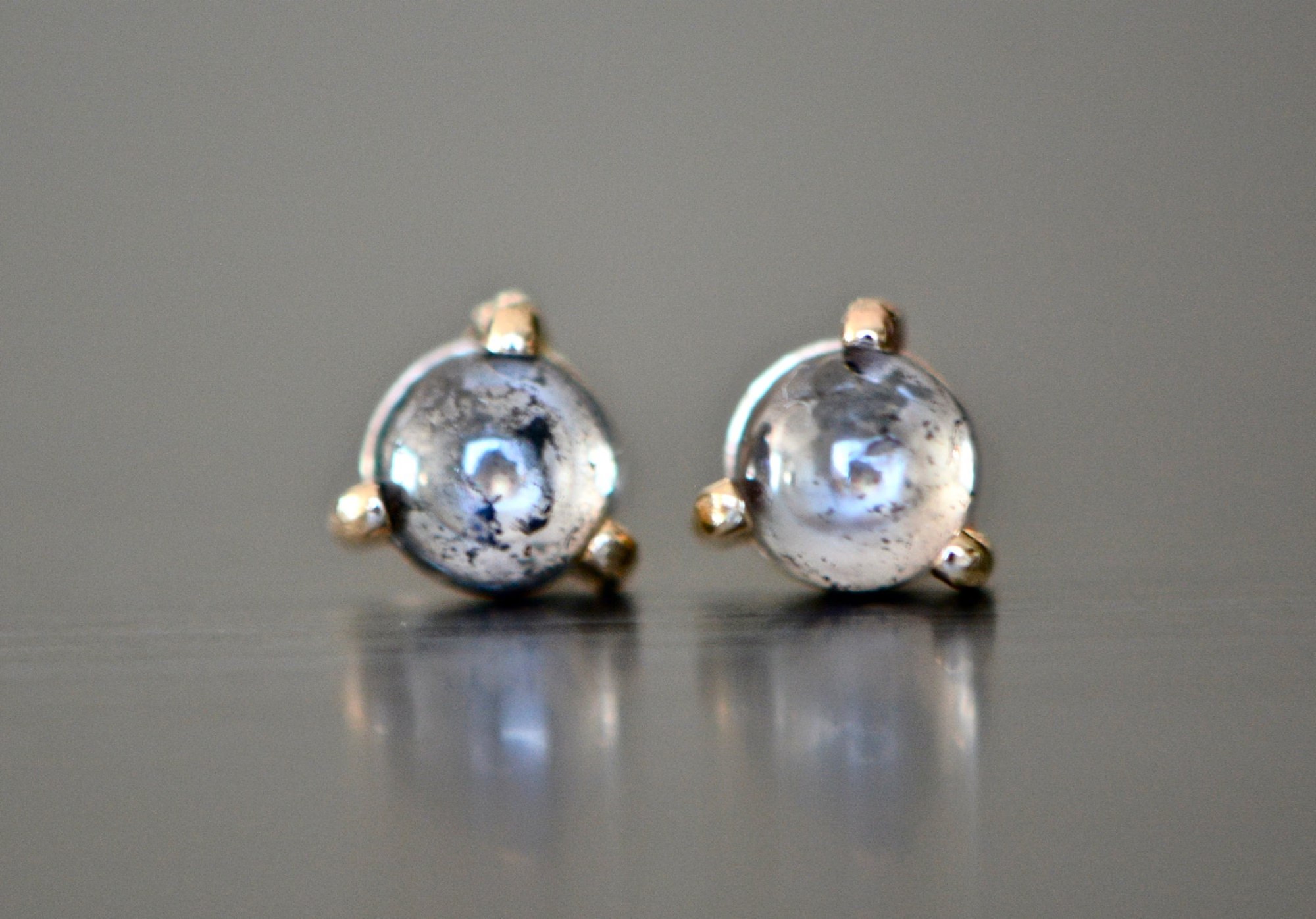 Salt Pepper Diamond 0.8 TCW Round Cabochon Stud Earrings 14kt Gold 4mm : April Birthstone