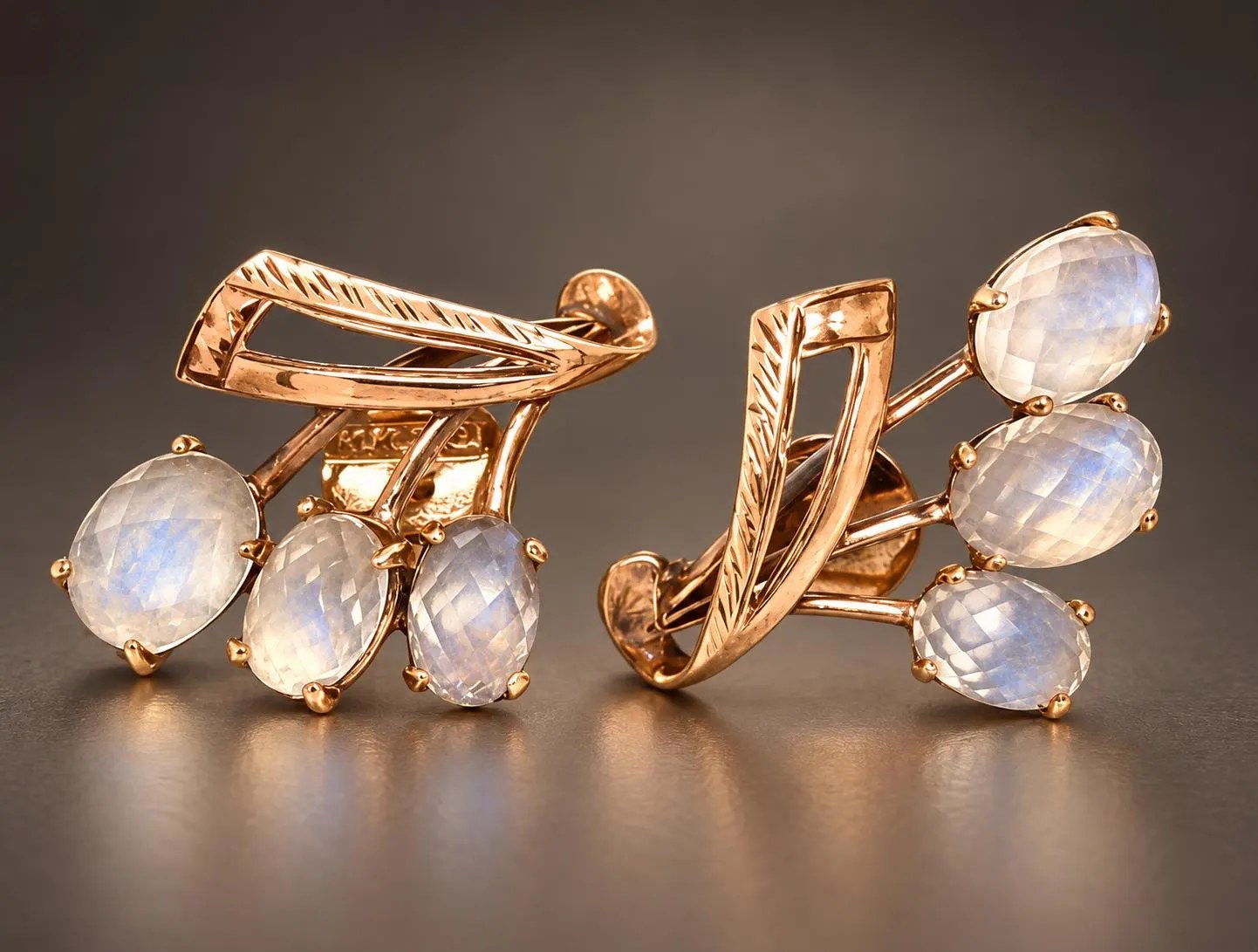 Moonstone Rosecut Vintage Earrings Solid 14kt Gold : June Birthstone Jewelry