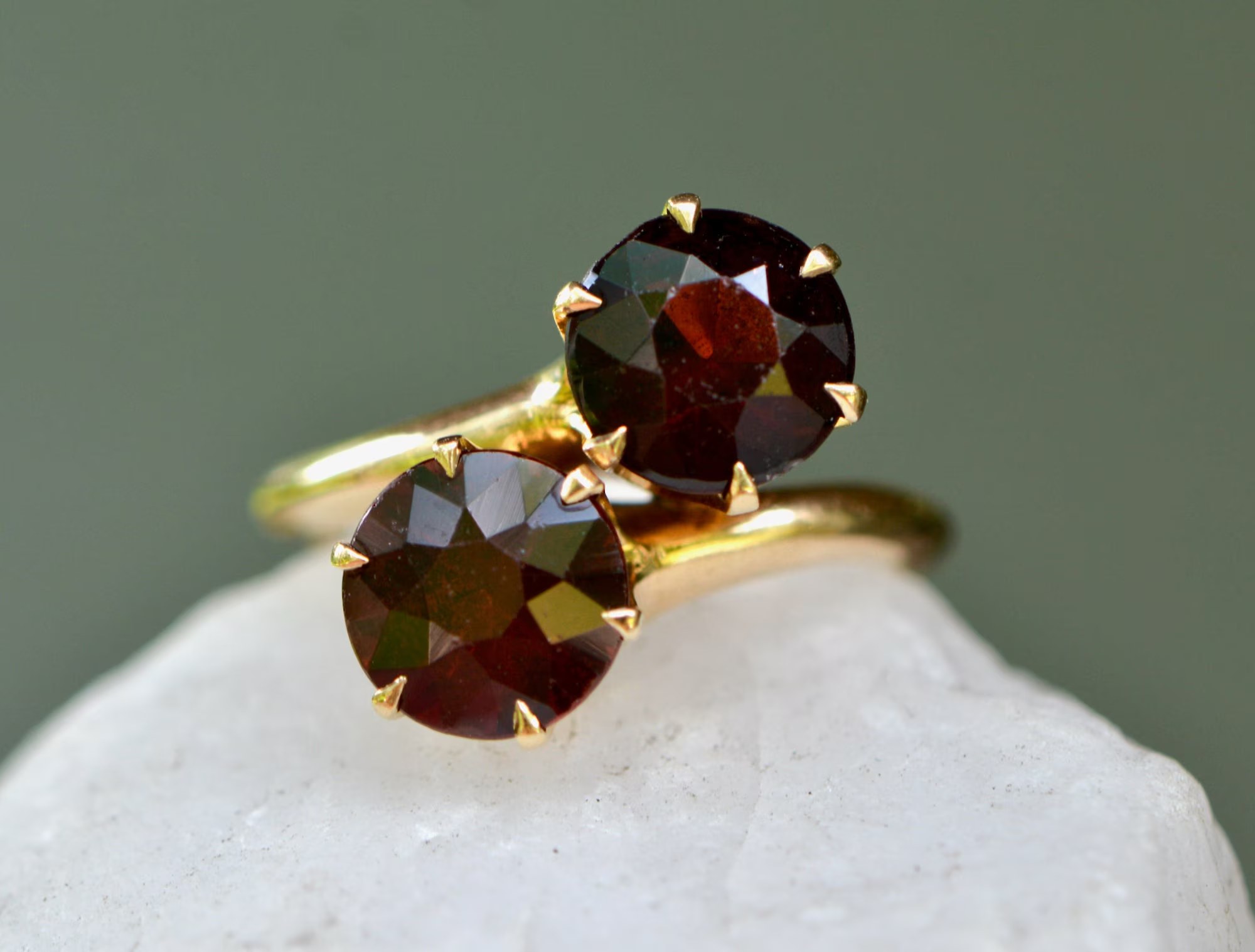Garnet Vintage Red 14k Gold Ring : January Birthstone Jewelry