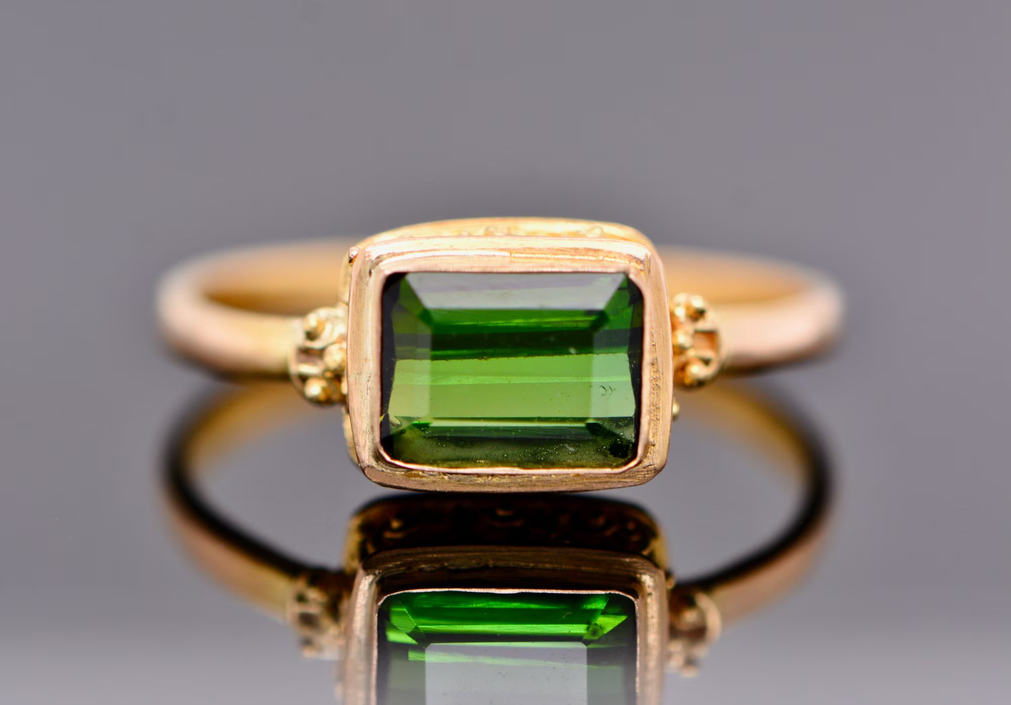 Green Tourmaline Ring 18kt Gold, October Birthstone Ring, Unique Engagement Ring Her, Girlfriend Gift, Olive Green Gemstone Ring, Women Gift