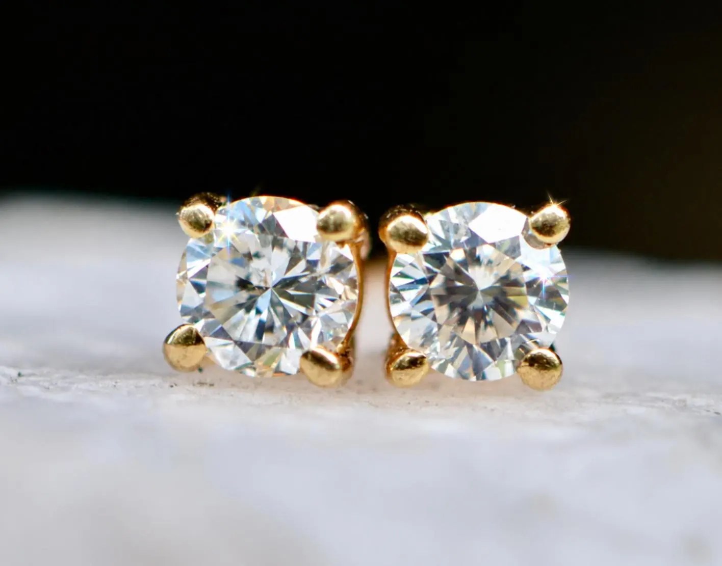 Diamond Stud Earrings Round Brilliant Solid 14k Gold 0.25 ct : April Birthstone Jewelry