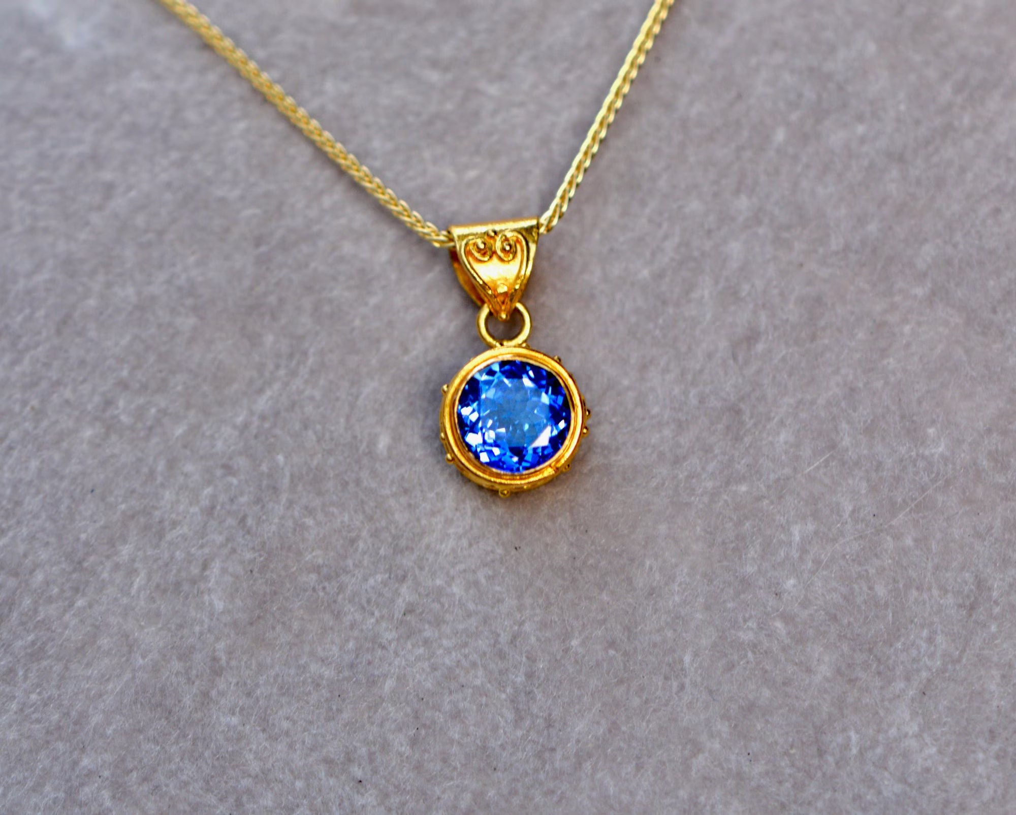 Tanzanite AAA Solitaire Necklace Solid 18k Gold : December Minimalist Blue Gemstone Birthstone Pendant