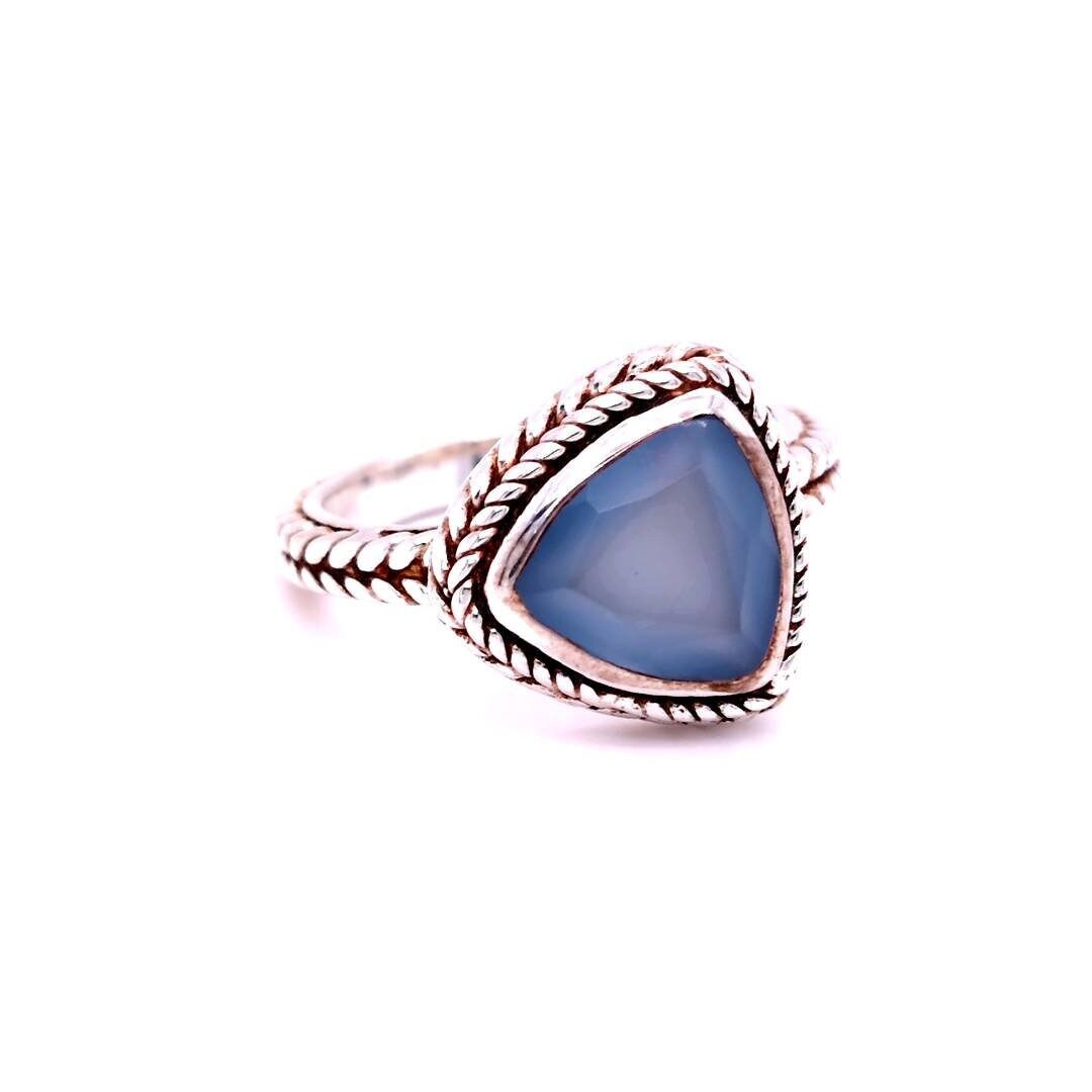Natural Blue Chalcedony Triangle Ring with Rope Bezel Sterling Silver Ring : Size 8.5