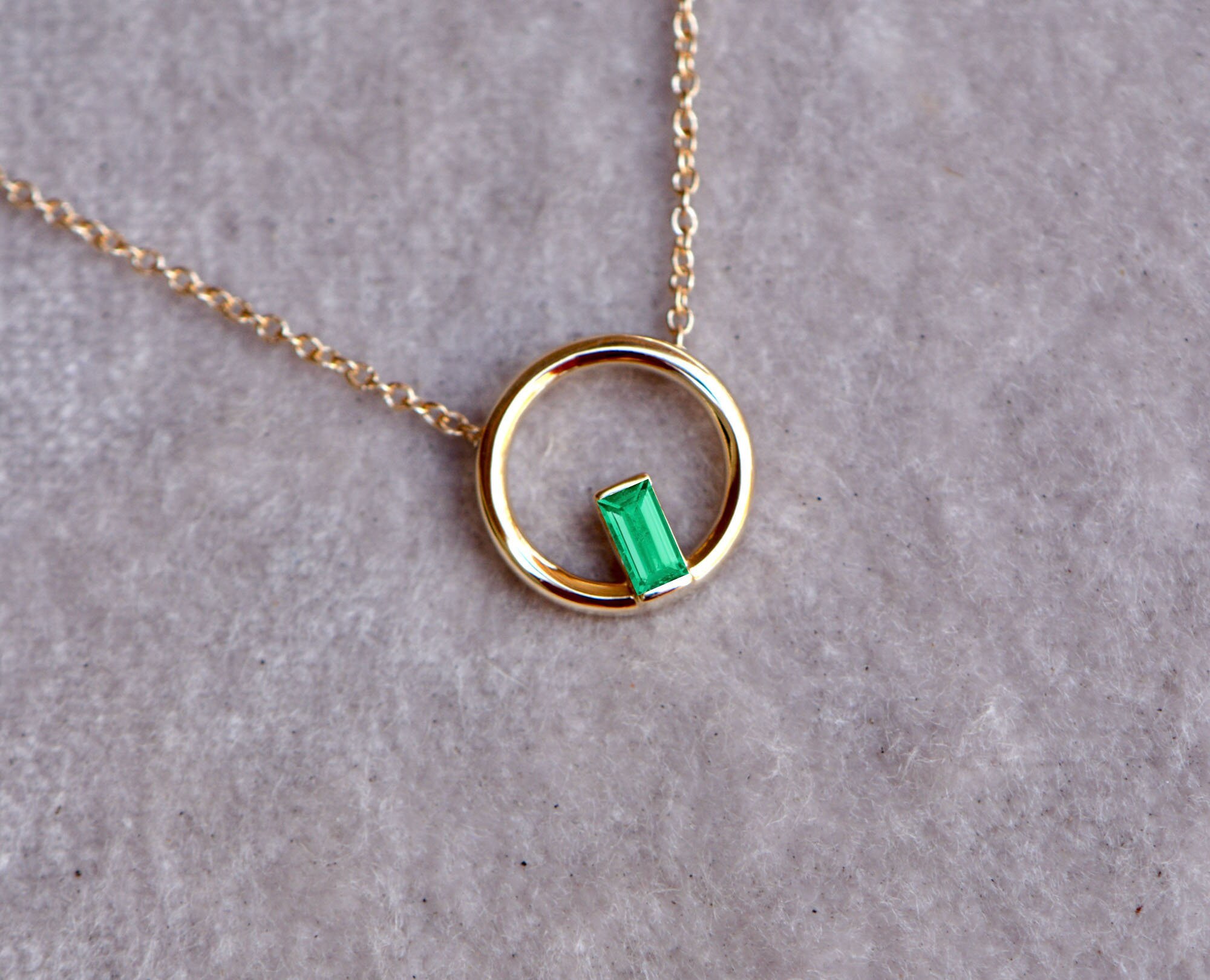 Emerald Baguette Circle Necklace 14k Gold, Green Gemstone Minimalist Layering Necklace, Gift for Women, May Birthstone Jewelry Gift for Her, detail view