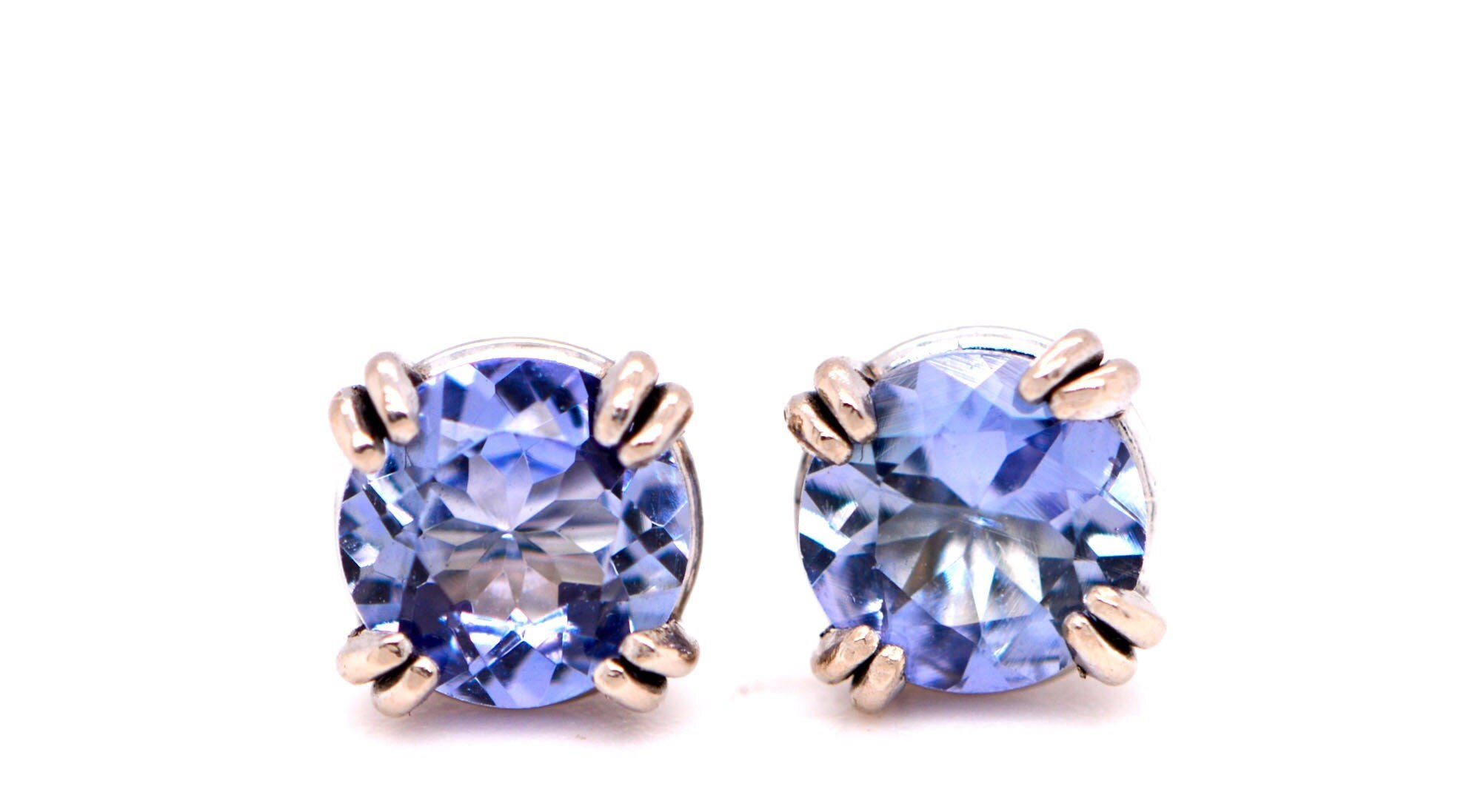 Natural Tanzanite Claw Stud Earrings 14k White Gold, Zoisite Post Earring, December Birthstone Earrings, 24th Wedding 24th anniversary Wife