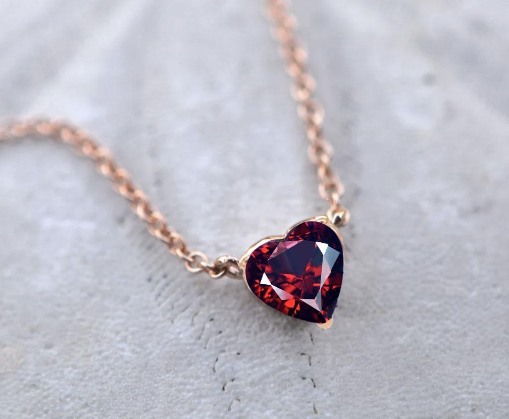 Mozambique Garnet Heart Necklace 14kt Gold, Layering Red Gemstone Minimalist Necklace, Girlfriend Gift, January Birthstone Necklace Gift Her, detail view