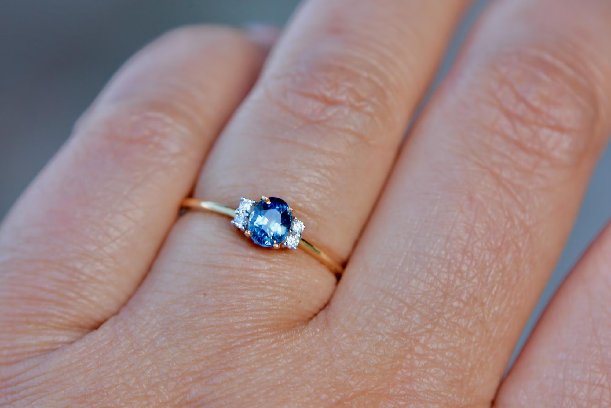 Blue Montana Sapphire Oval & Diamond Ring 14k Gold Ring Size 6.5 : Sapphire Birthstone