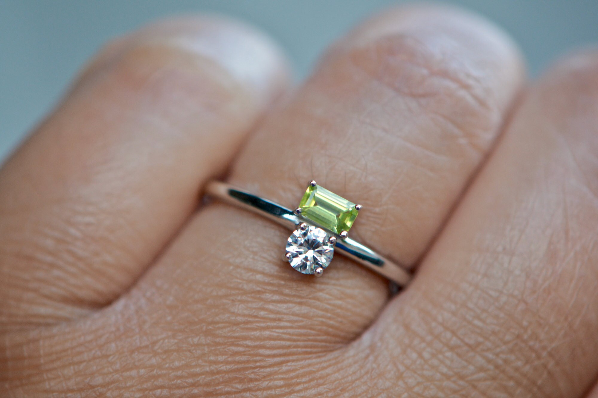 Peridot & White Sapphire 14k White Gold Ring, Size 7 : August Birthstone Jewelry