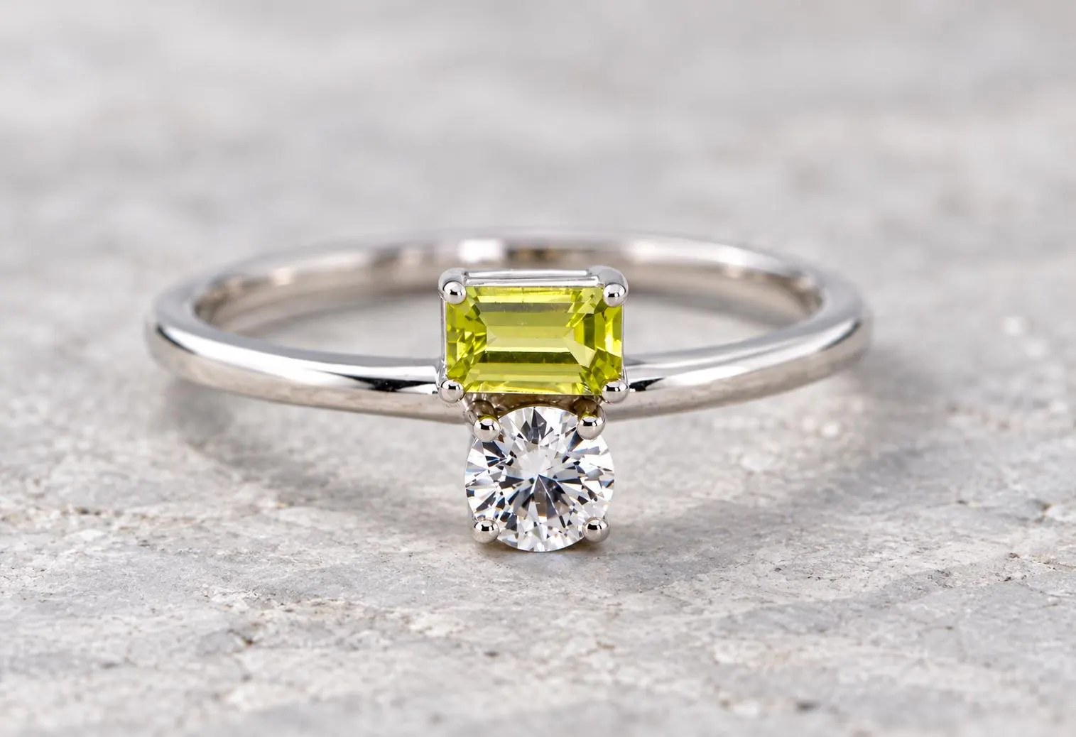 Peridot & White Sapphire 14k White Gold Ring, Size 7 : August Birthstone Jewelry