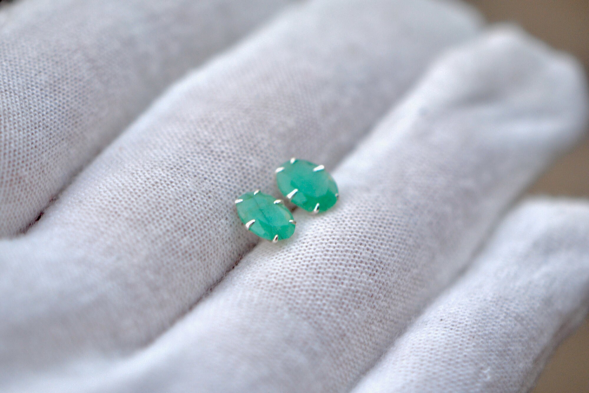 Emerald Claw Stud Earrings: Sterling Silver Green Gemstone Jewelry