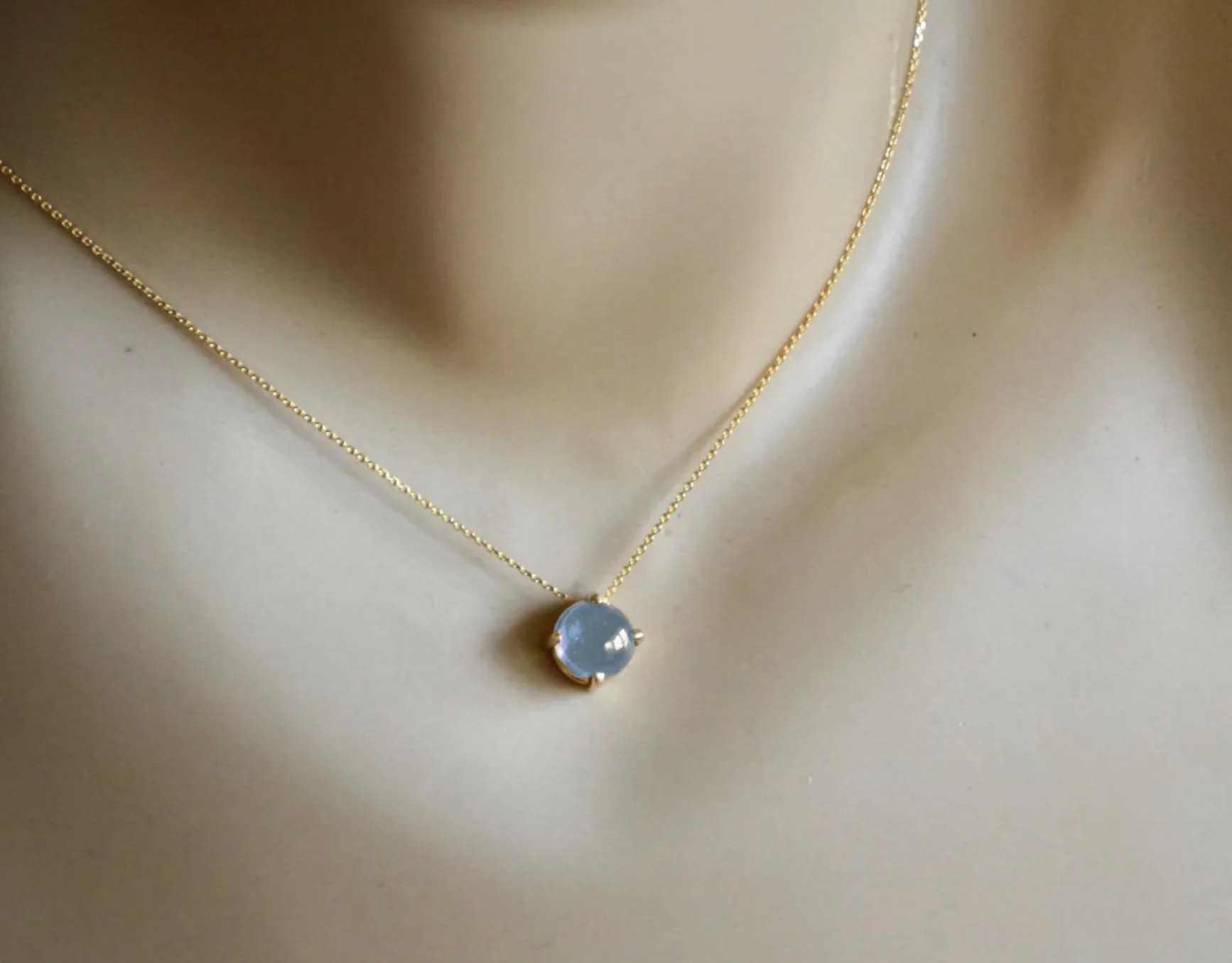 Aquamarine 2CT Cabochon Necklace Solid 14k Gold : March Birthstone Jewelry, detail view