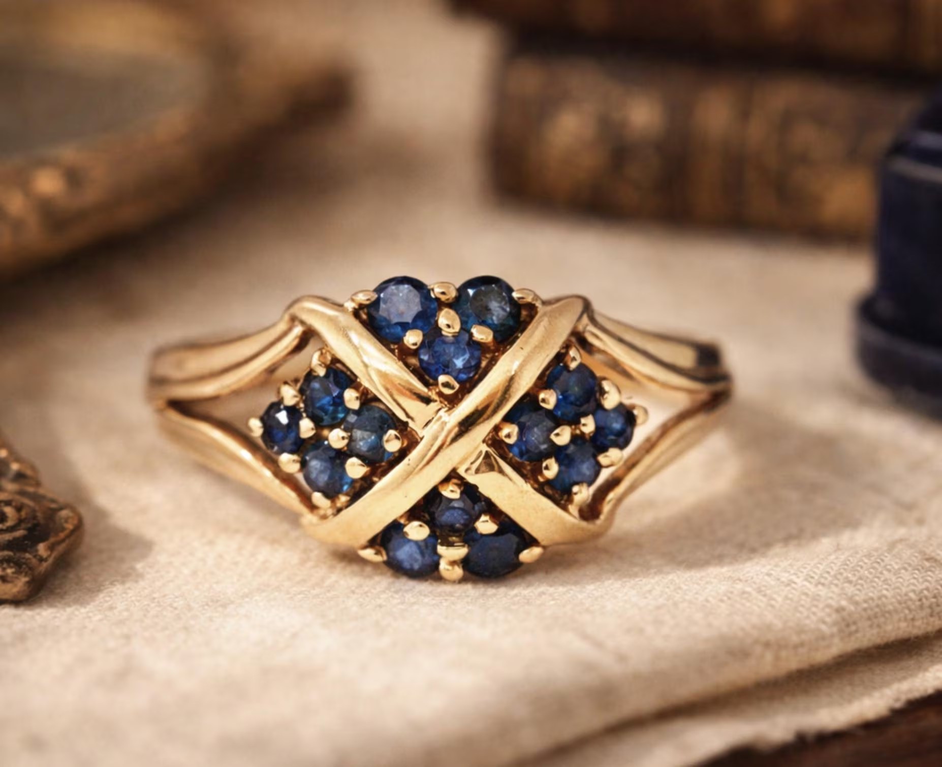 Sapphire Vintage Ring 14kt Gold : September Birthstone Jewelry