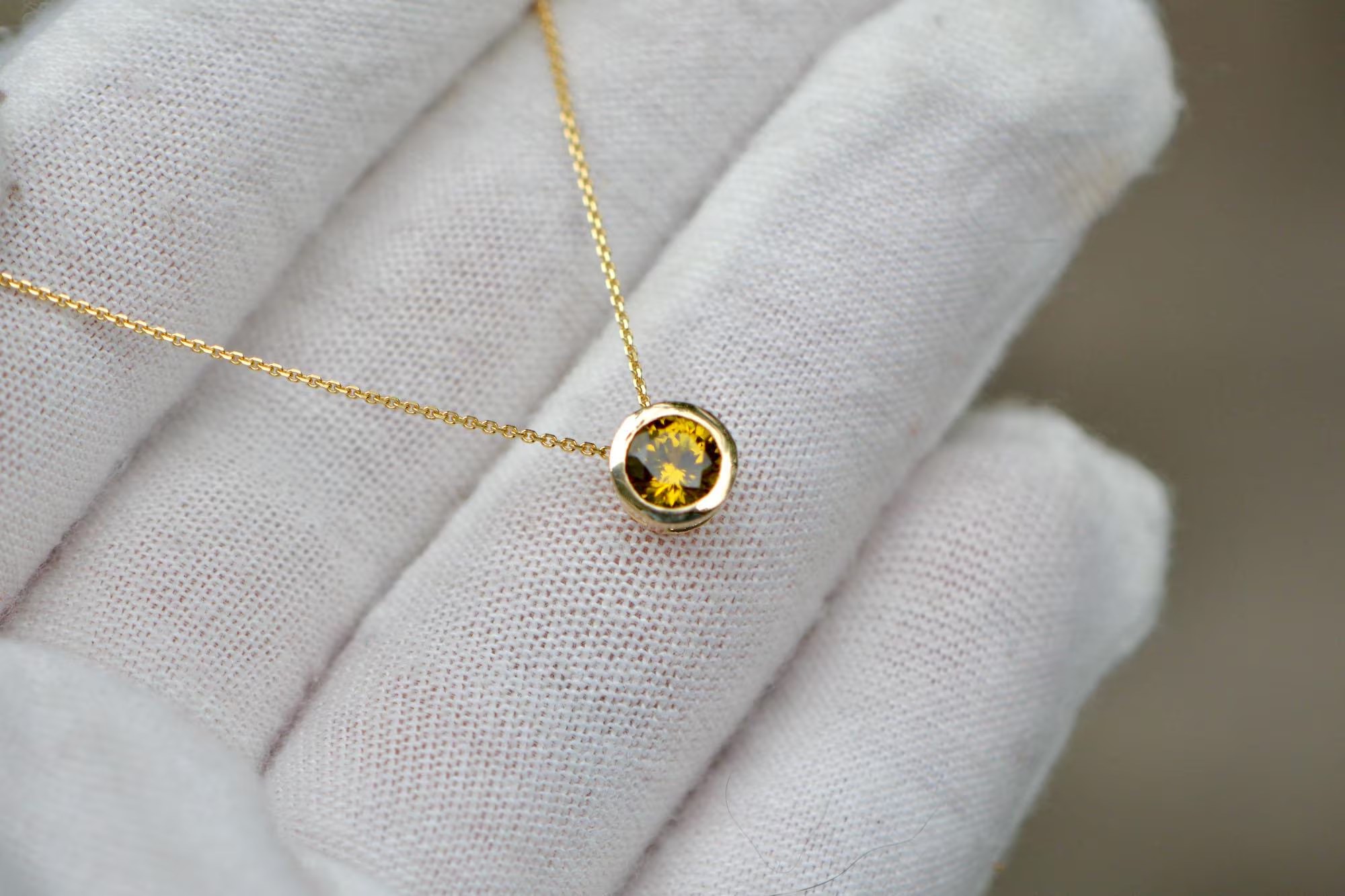 Mali Garnet Solitaire Round Slide Necklace Solid 14k Gold