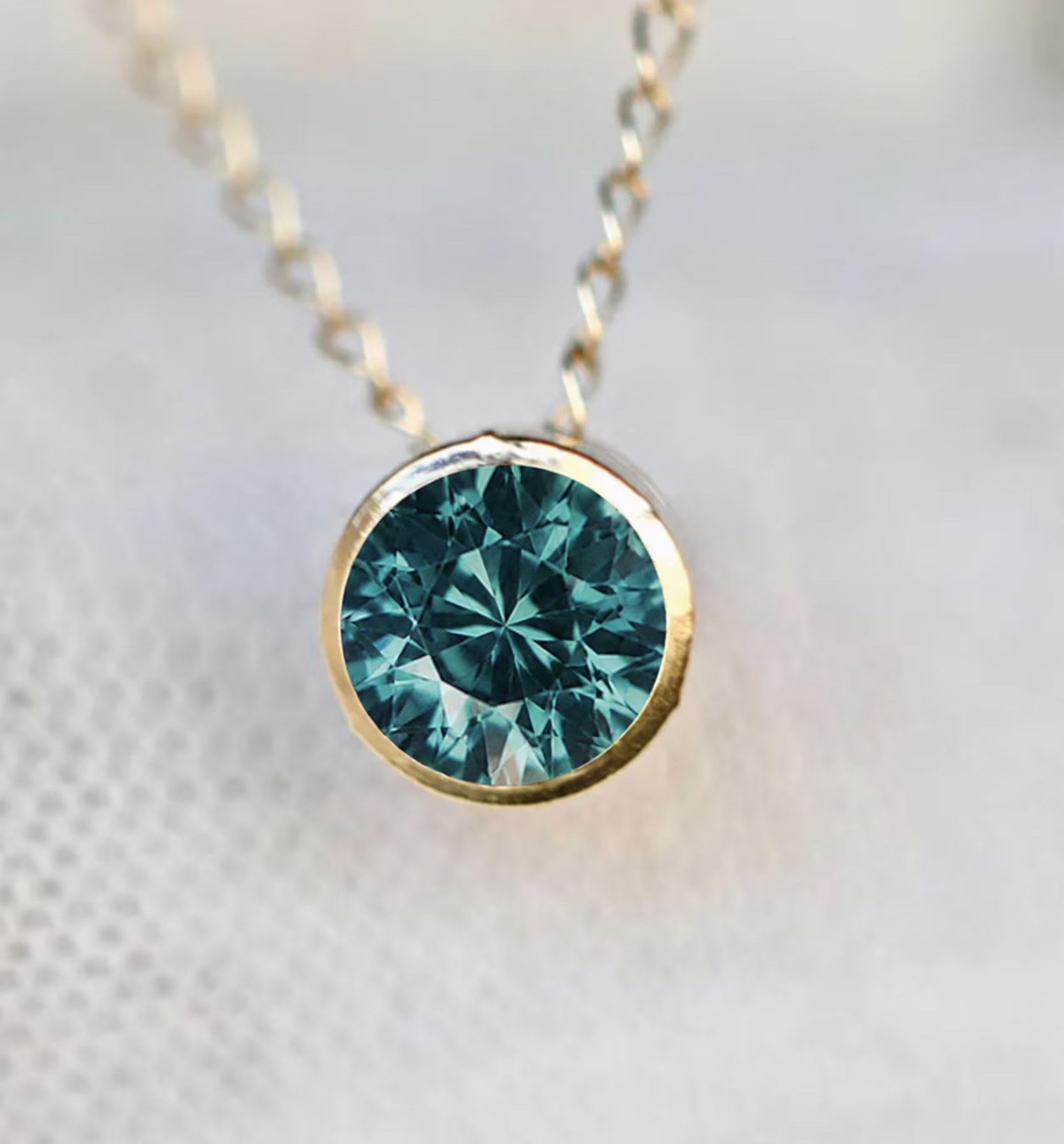 Montana Sapphire Solitaire Necklace 14k Gold : September Birthstone Minimalist Pendant