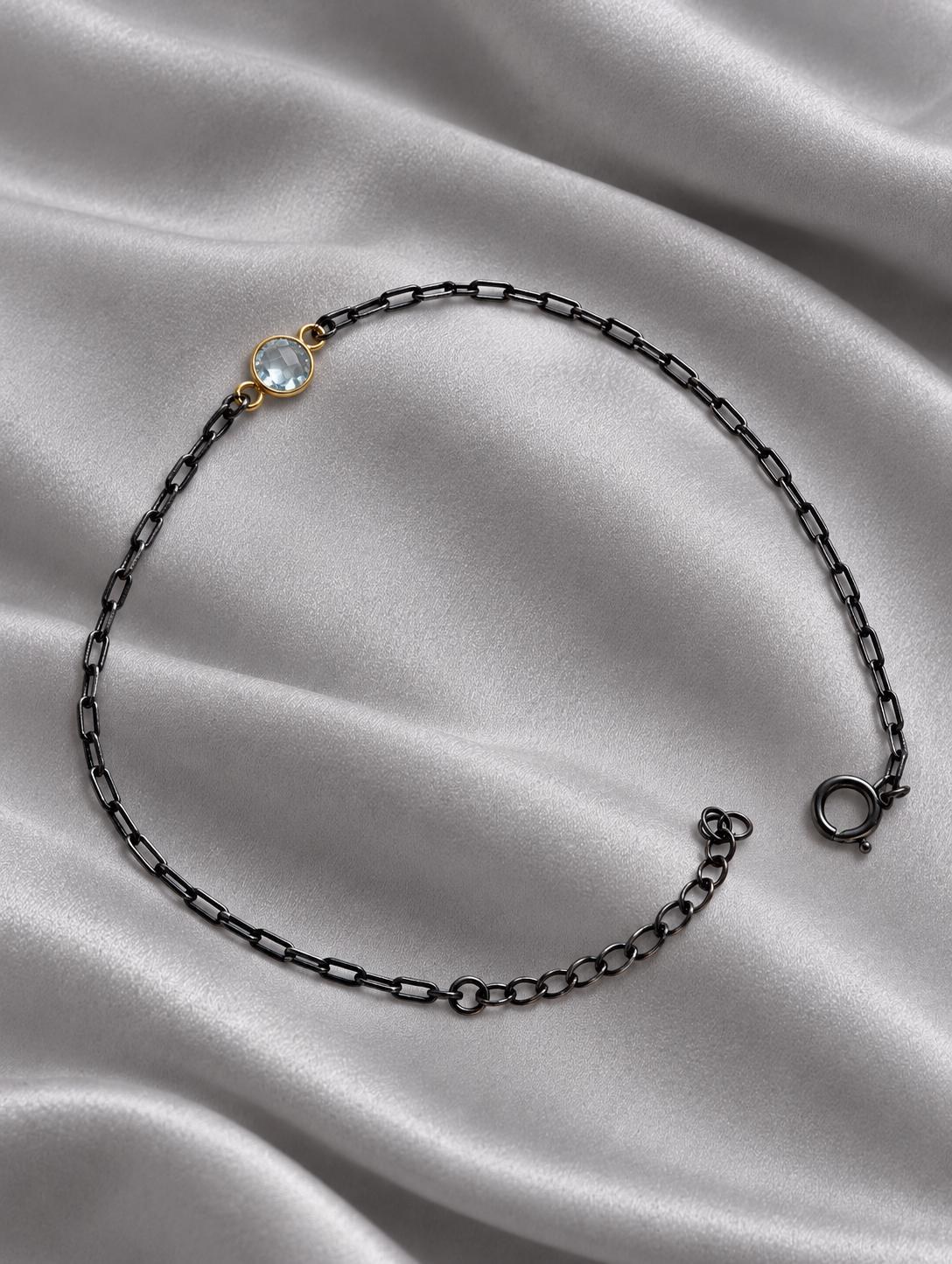 Blue Topaz Bracelet in Oxidized Sterling Silver Paperclip chain with a Gold Vermeil Bezel : December Birthstone, detail view
