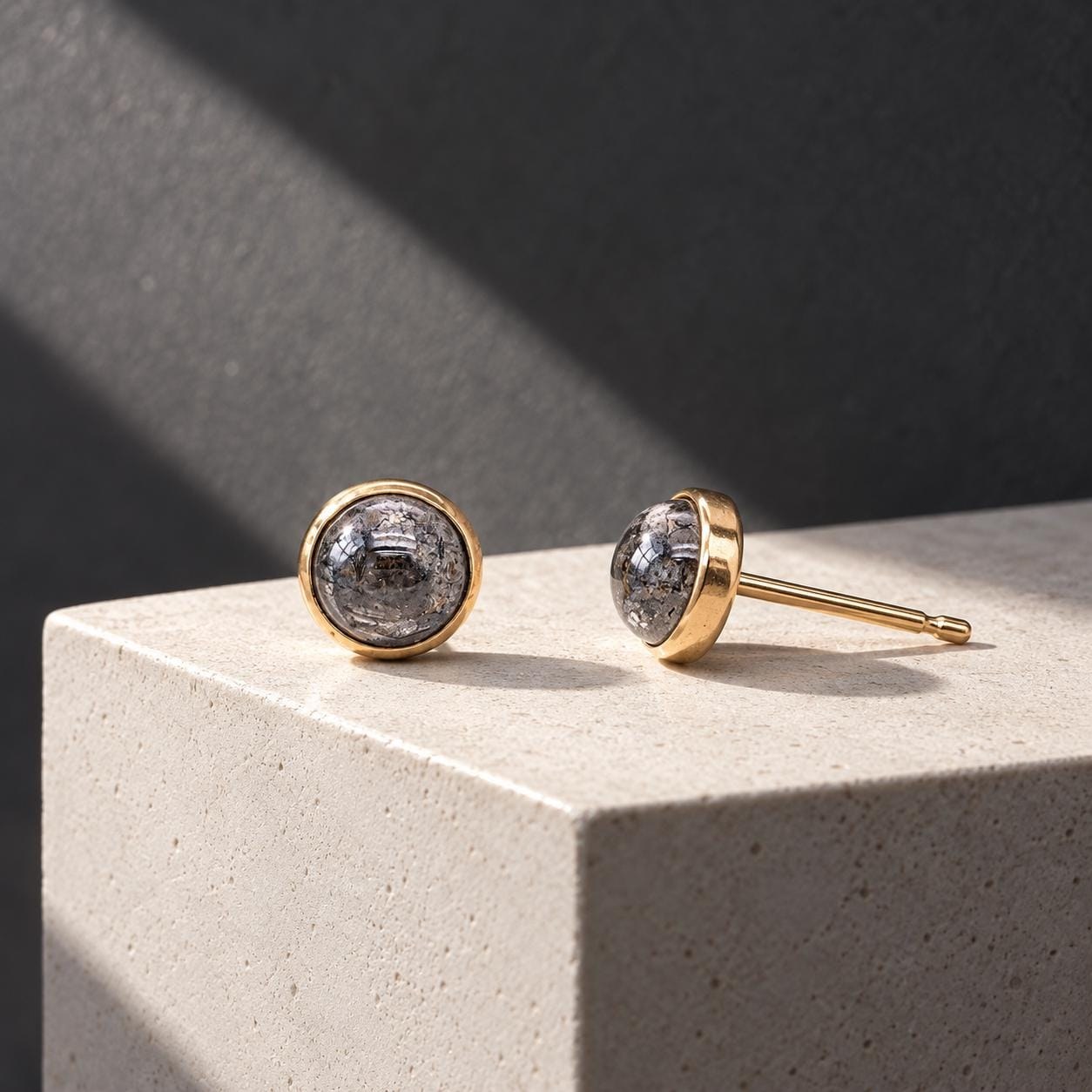 Salt Pepper Diamond Round Cabochon Stud Earrings 14kt Gold 5mm : April Birthstone