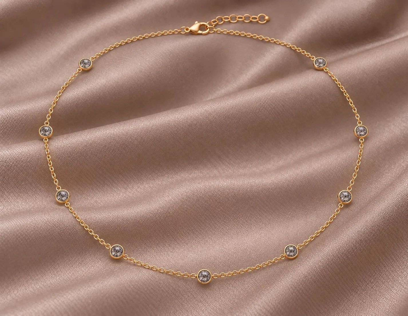 Salt Pepper Diamond Cabochon Station Necklace 14k Gold, detail view