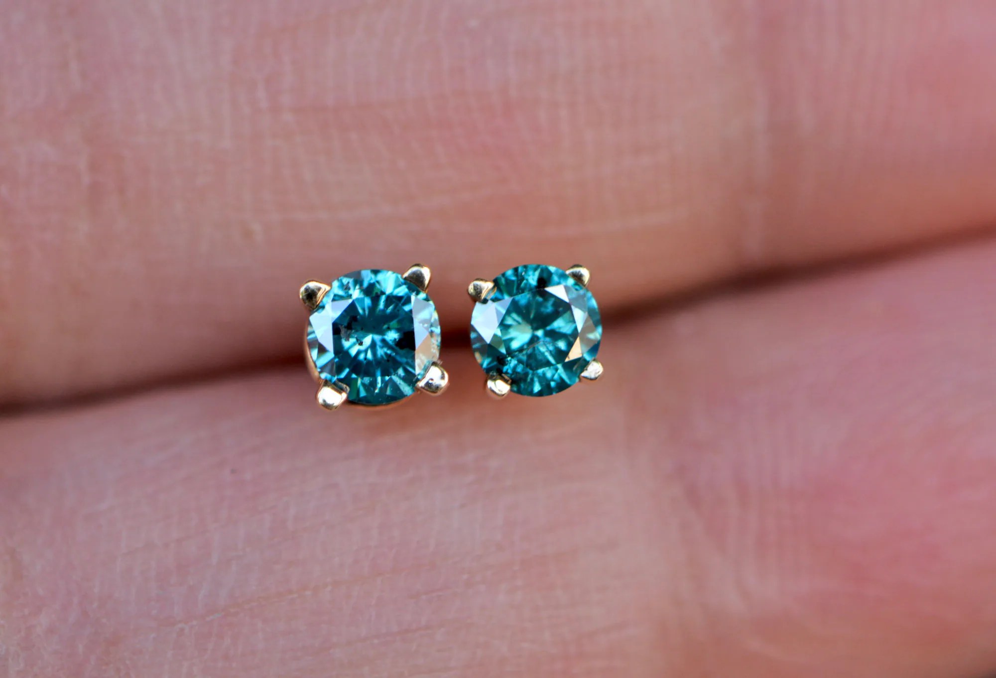Blue Diamond Stud Earrings 14kt Yellow Gold, April Birthstone, detail view