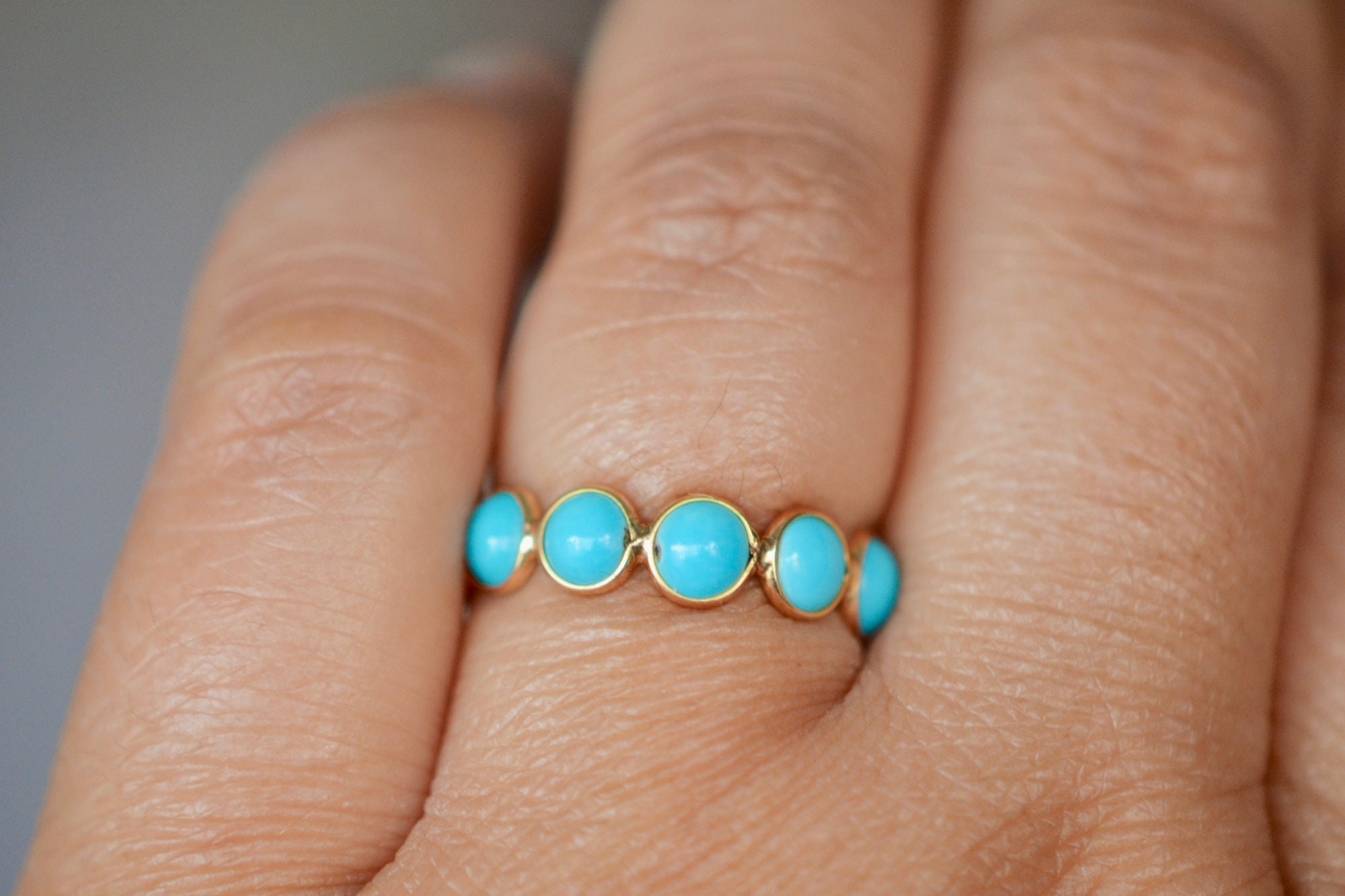 18kt Gold Turquoise Sleeping Beauty Round Ring Size 6.5: December Birthstone Jewelry, worn view