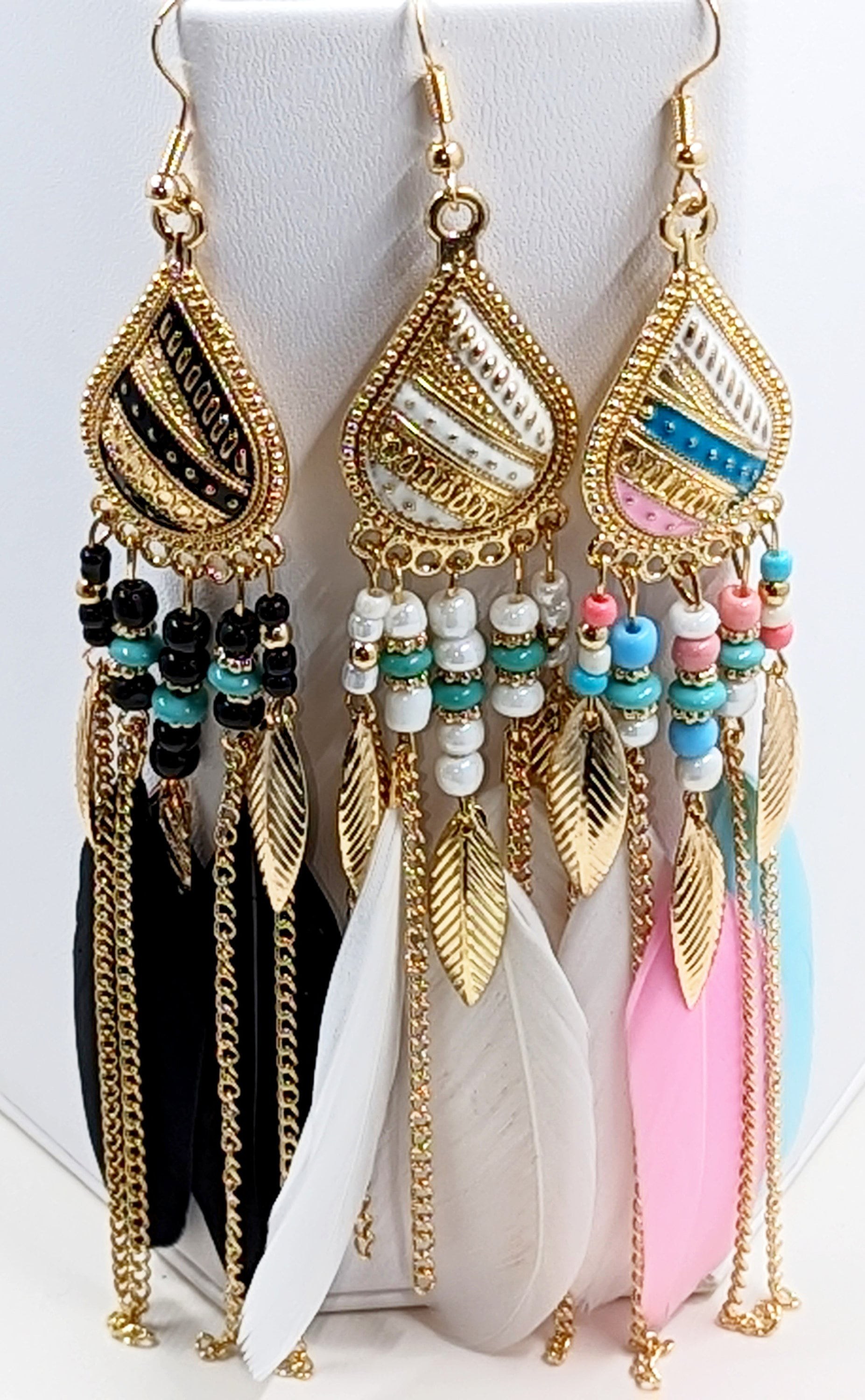 Boho Feather Earrings: Beaded Drop Chain Fashion Accessory