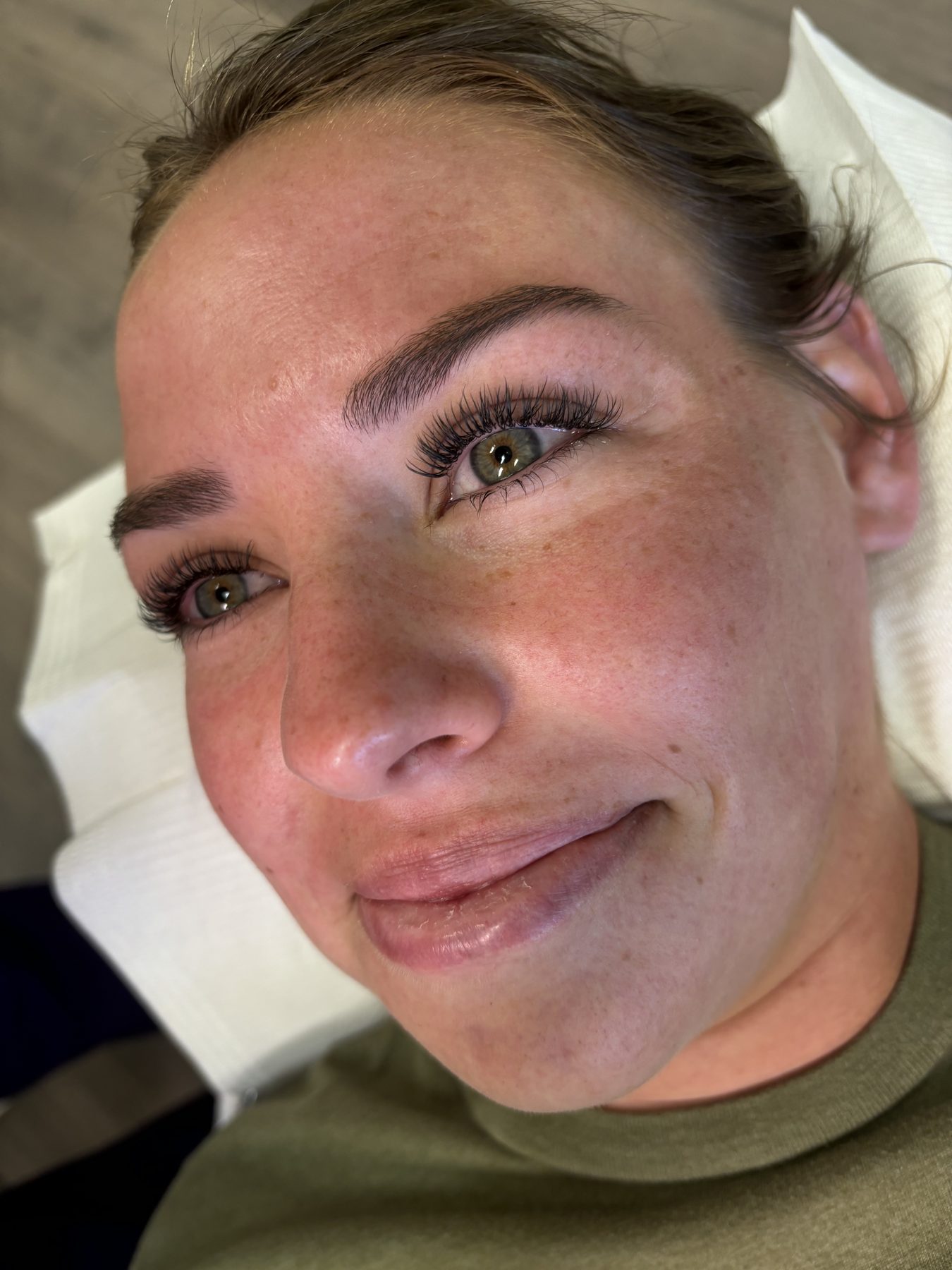 Lash extensions and defined brows