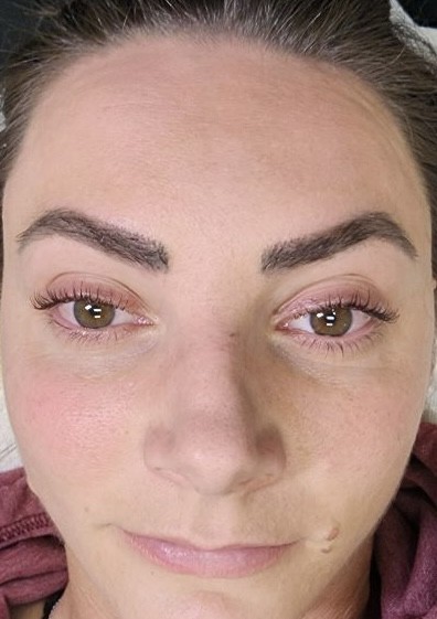 Front view of lash lift results