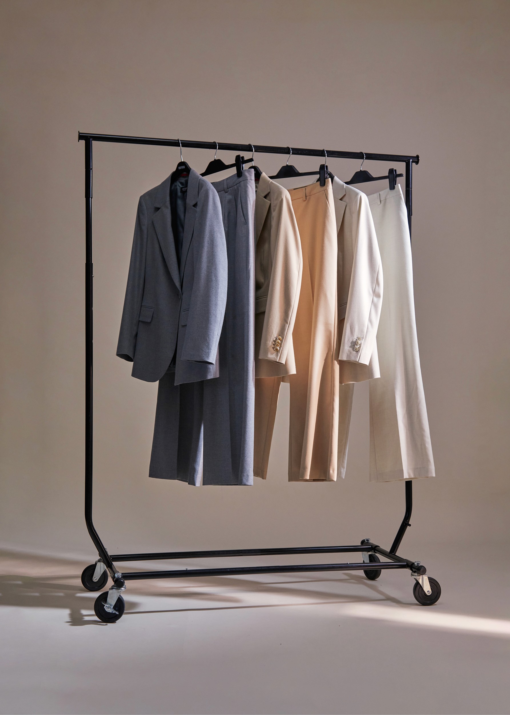 What to Wear for Professional Headshots