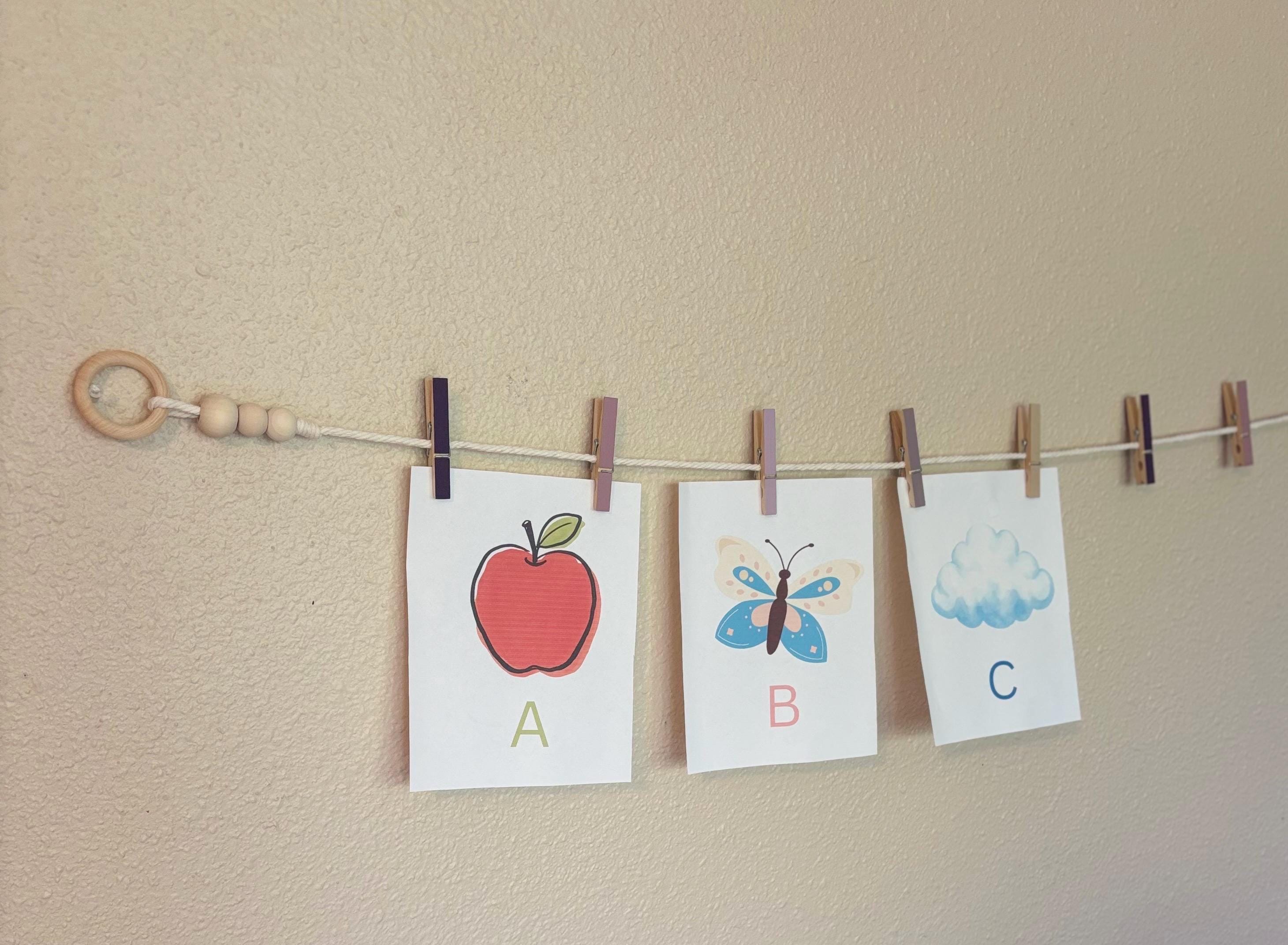 Kids Art Display Garland, Lavender Mauve Artwork Holder, Kids Room Wall Decor, detail 5