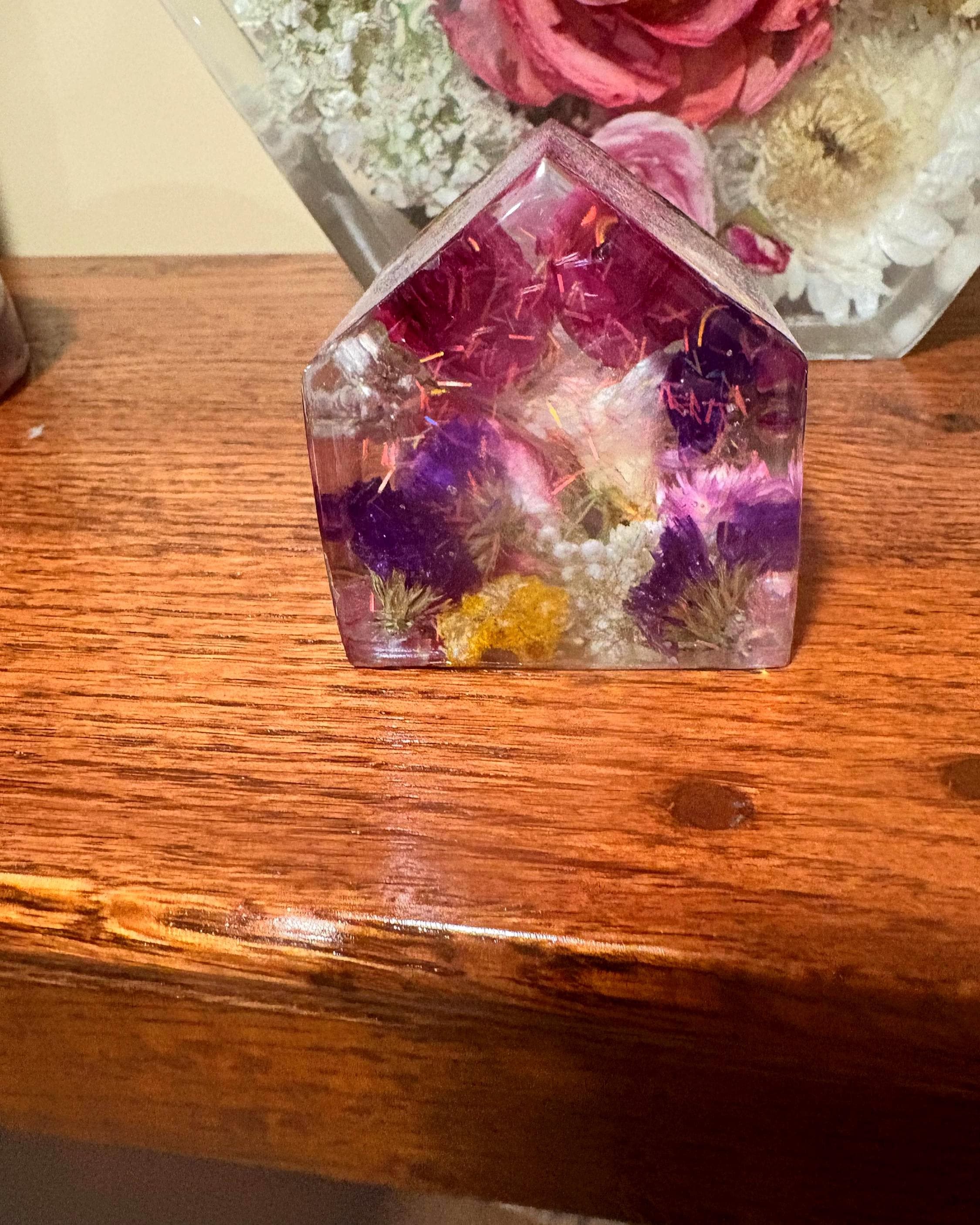 small house resin design