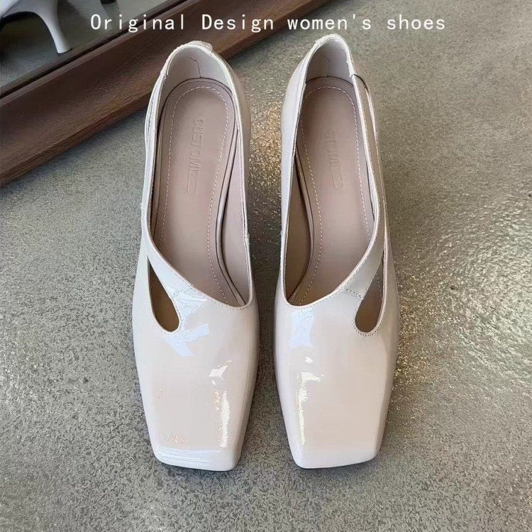 Square-toe Mary Jane shoes for a work outfit