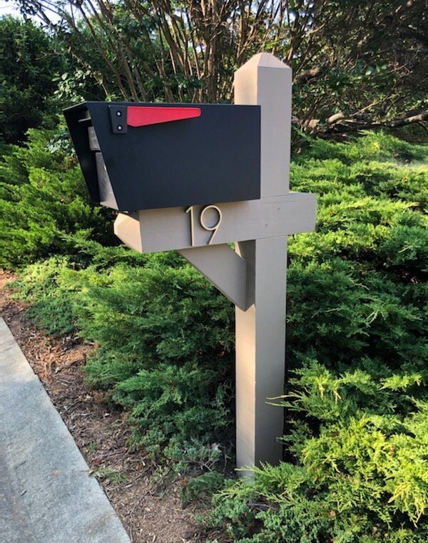 Farmhouse Cedar Mailbox Post: Modern Rustic 6x6 Wood Post, view 10