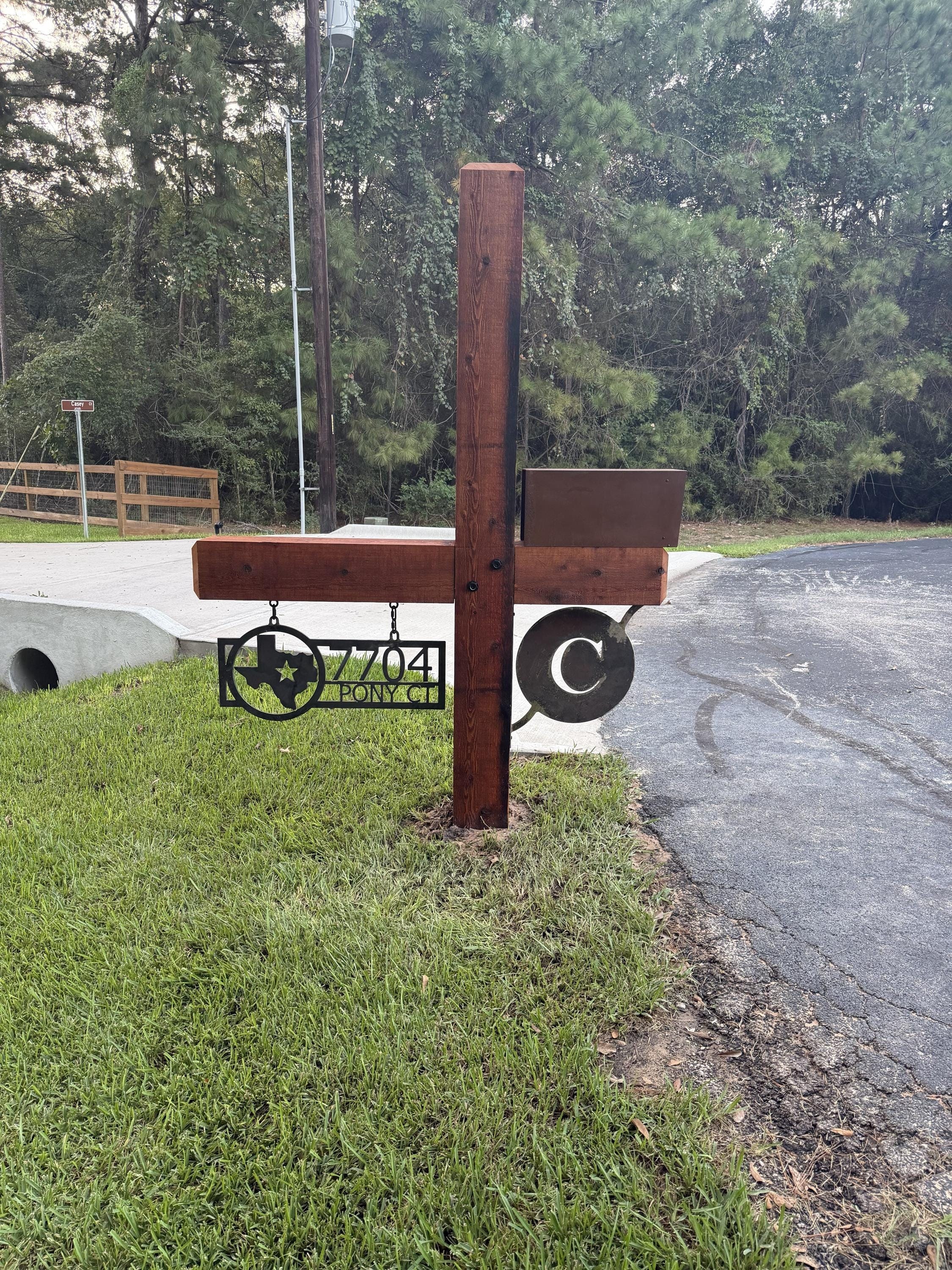 8x8 Rustic Cedar Wooden Mailbox Post: Customizable Rustic Outdoor Decor, view 5