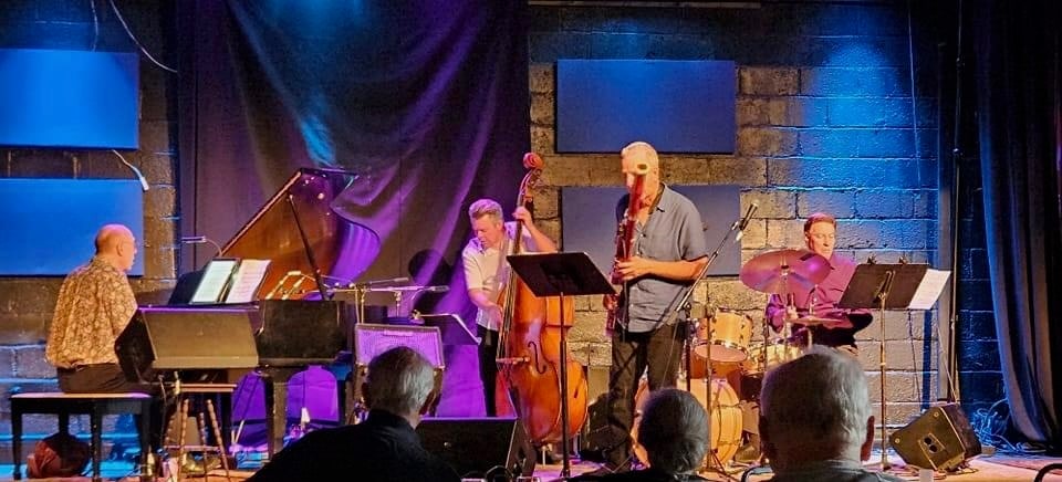 Michael Rabinowitz Quartet South in performance