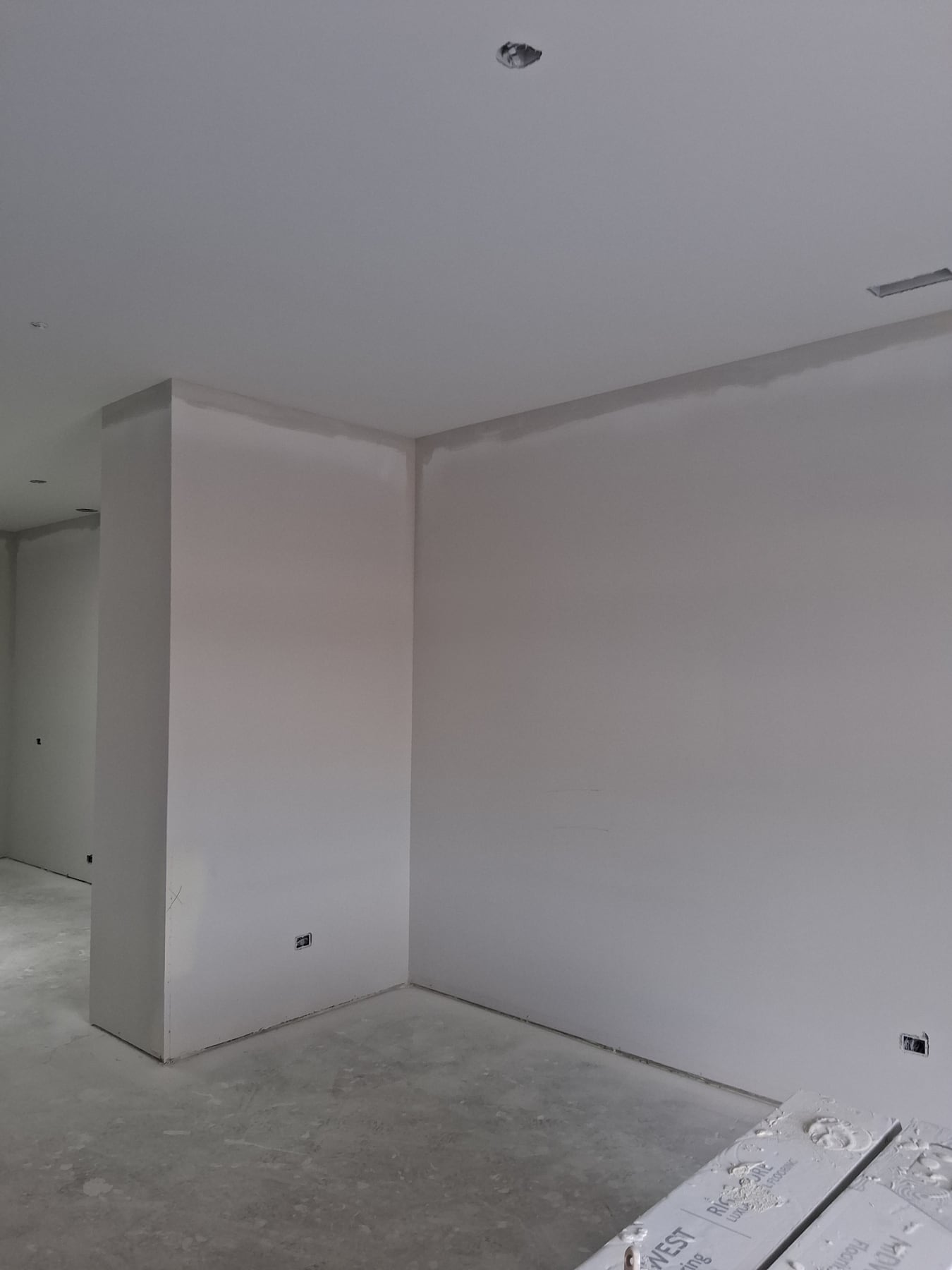 Finished wall and ceiling detail in a luxury apartment