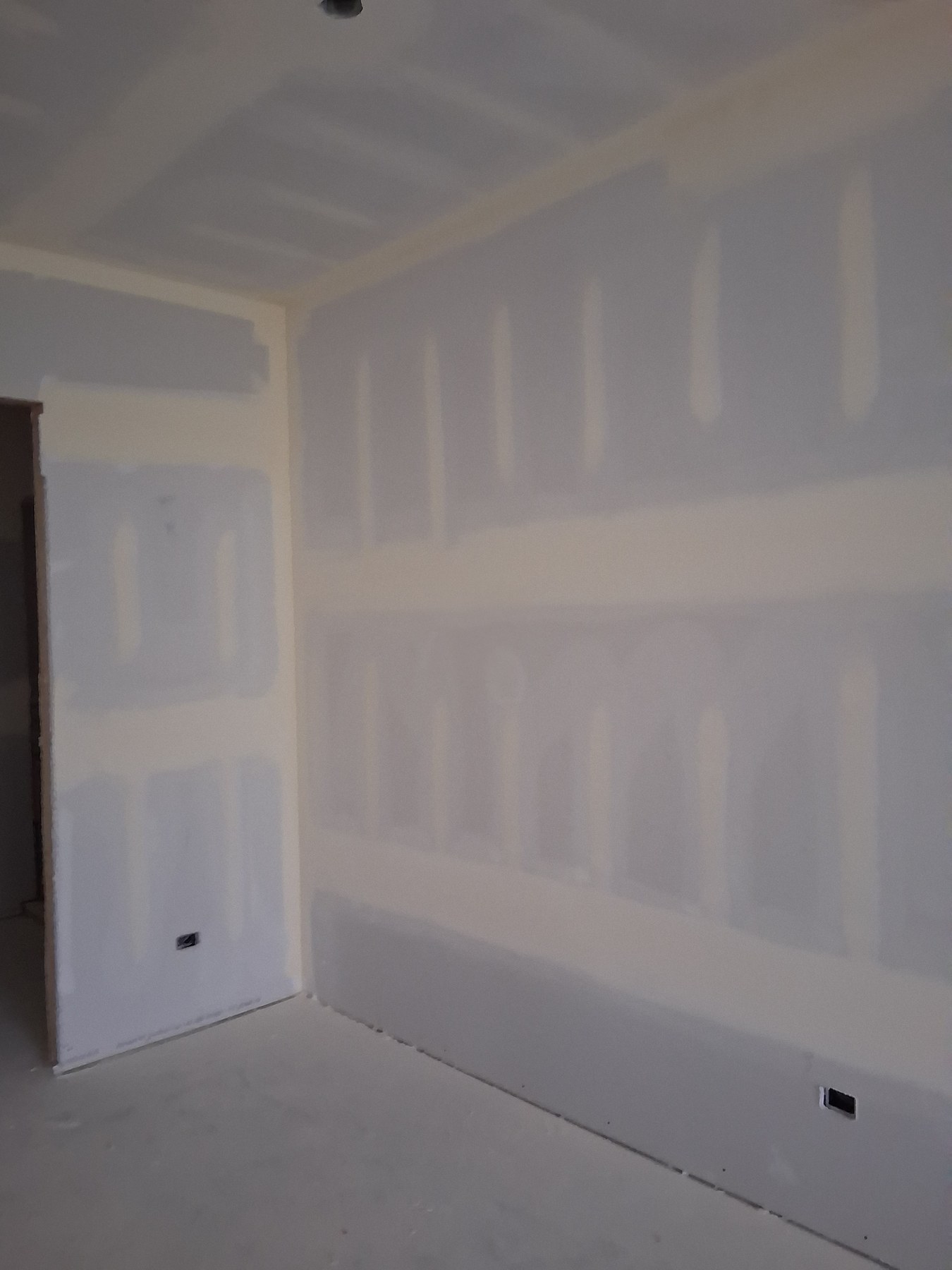 Whole-Home Drywall Finishing