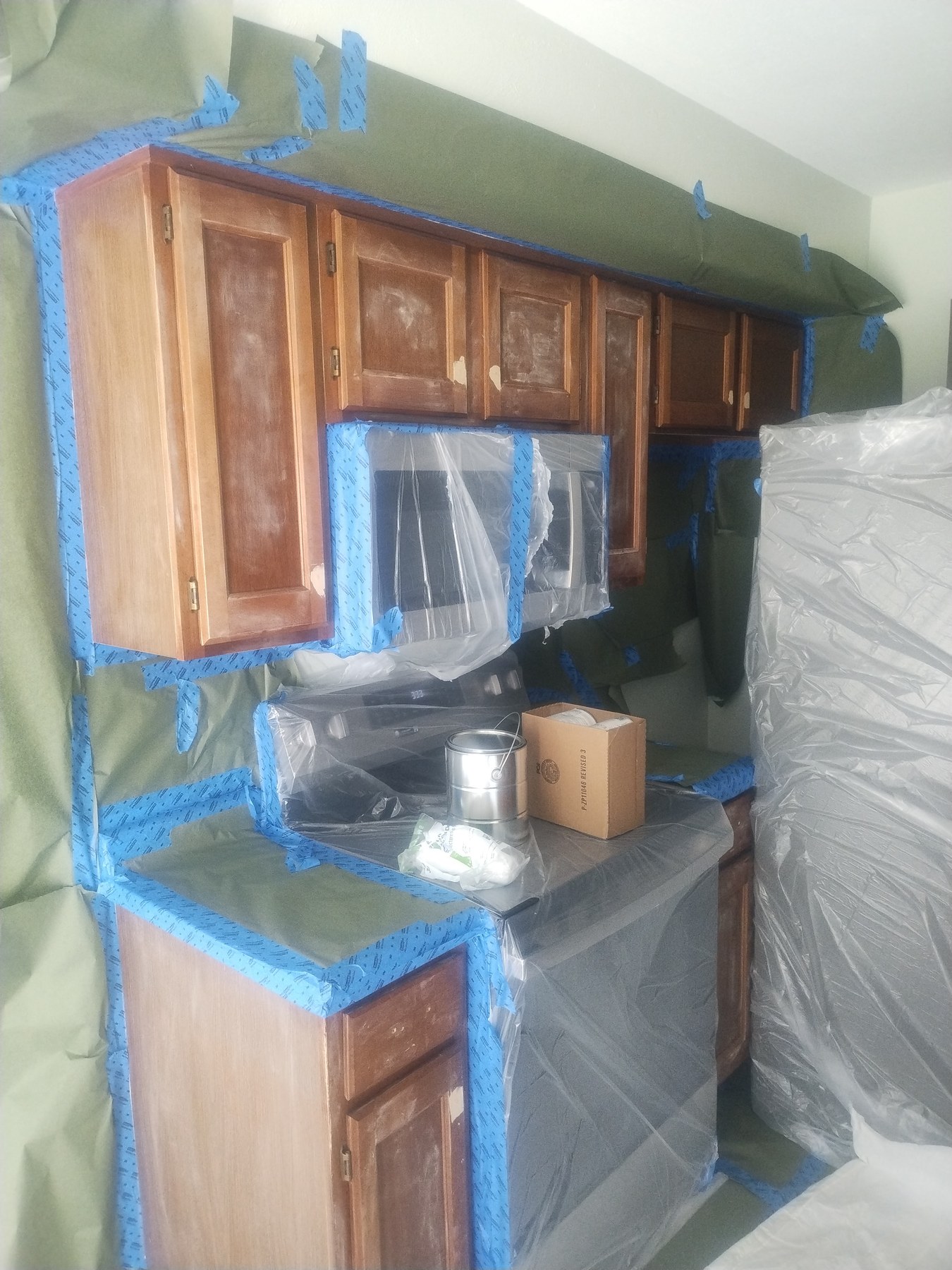 Kitchen cabinets masked with brown fronts