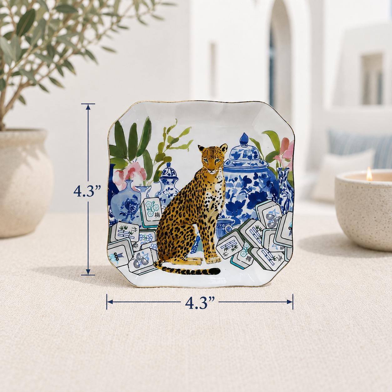 Mahjong Chinoiserie Cheetah Scalloped Ceramic Dice Tray, view 4