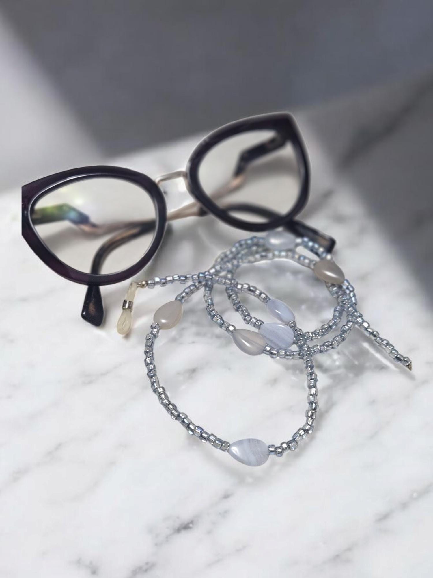 Elegant Beaded Eyeglass Chain – Stylish Glasses Holder for Women | Handmade Eyewear Accessory view 3