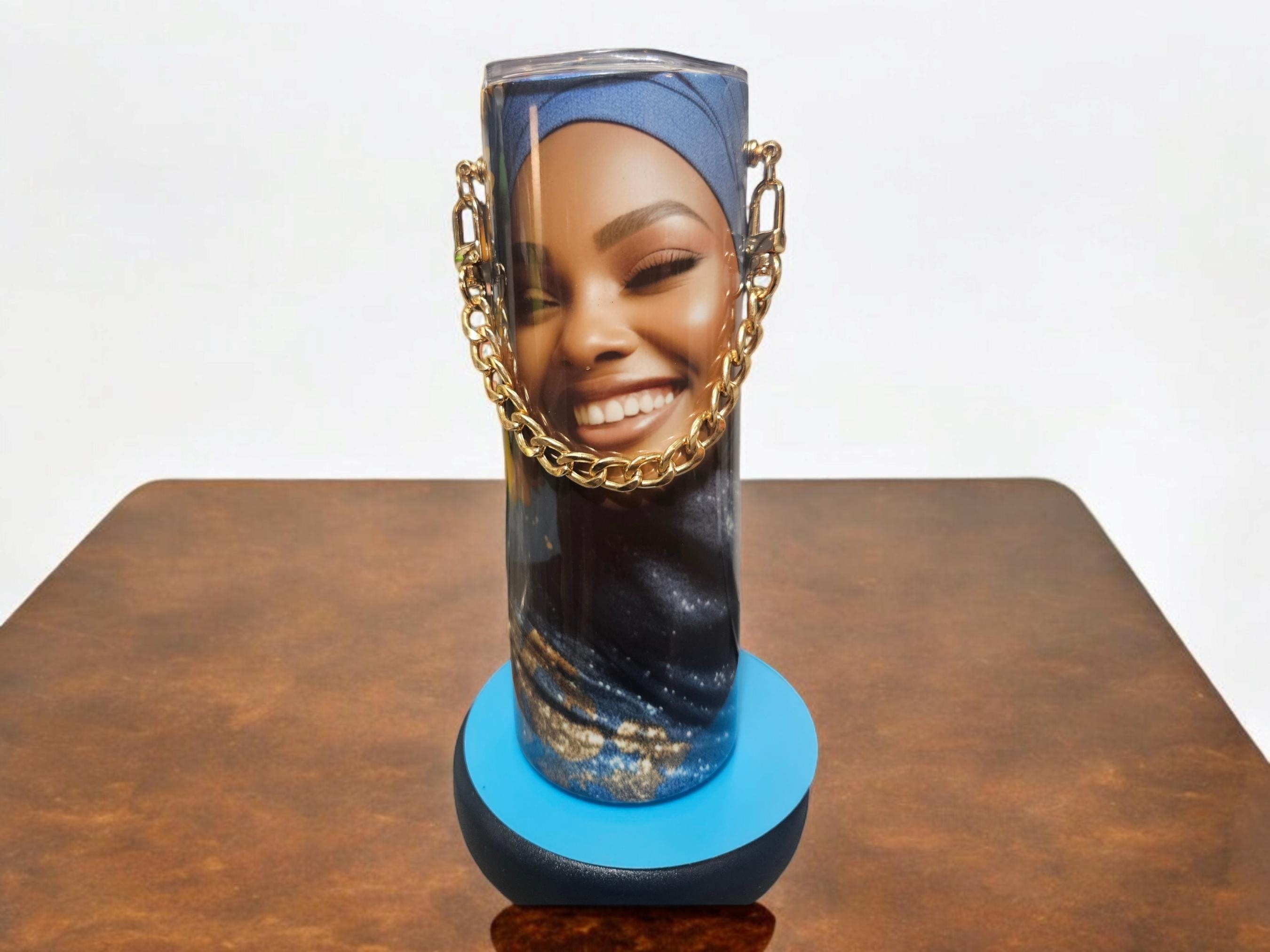 Chain Purse Elegant Muslim Woman Tumbler – Perfect for Daily Hydration,Afrocentric Woman 20oz Tumbler