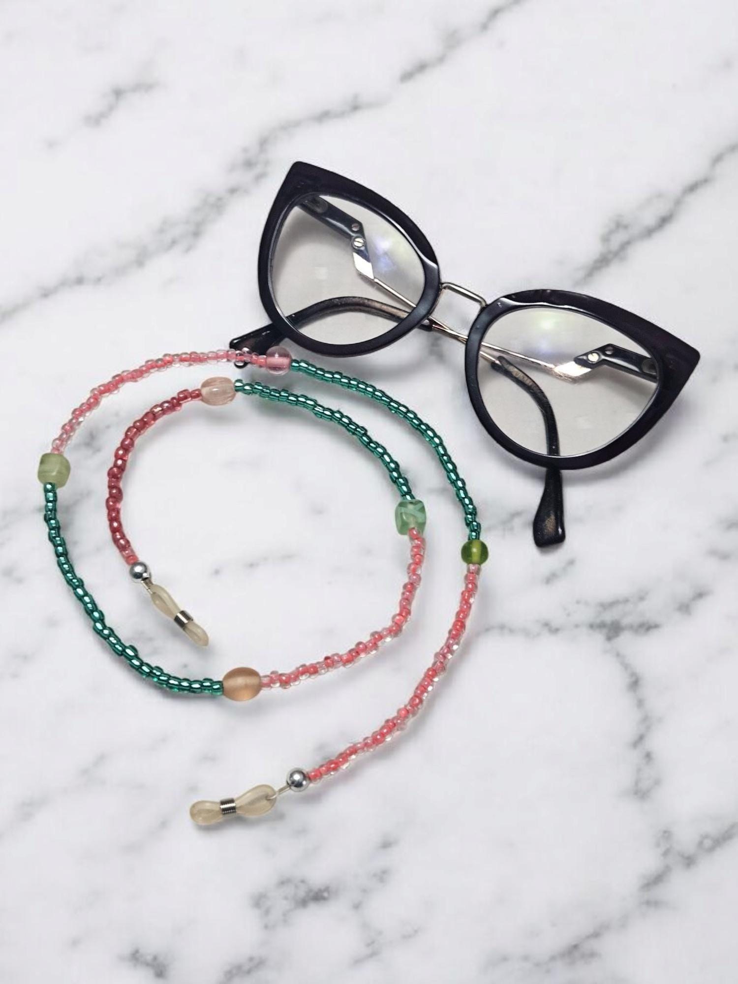 Elegant Beaded Eyeglass Chain – Stylish Glasses Holder for Women | Handmade Eyewear Accessory view 2