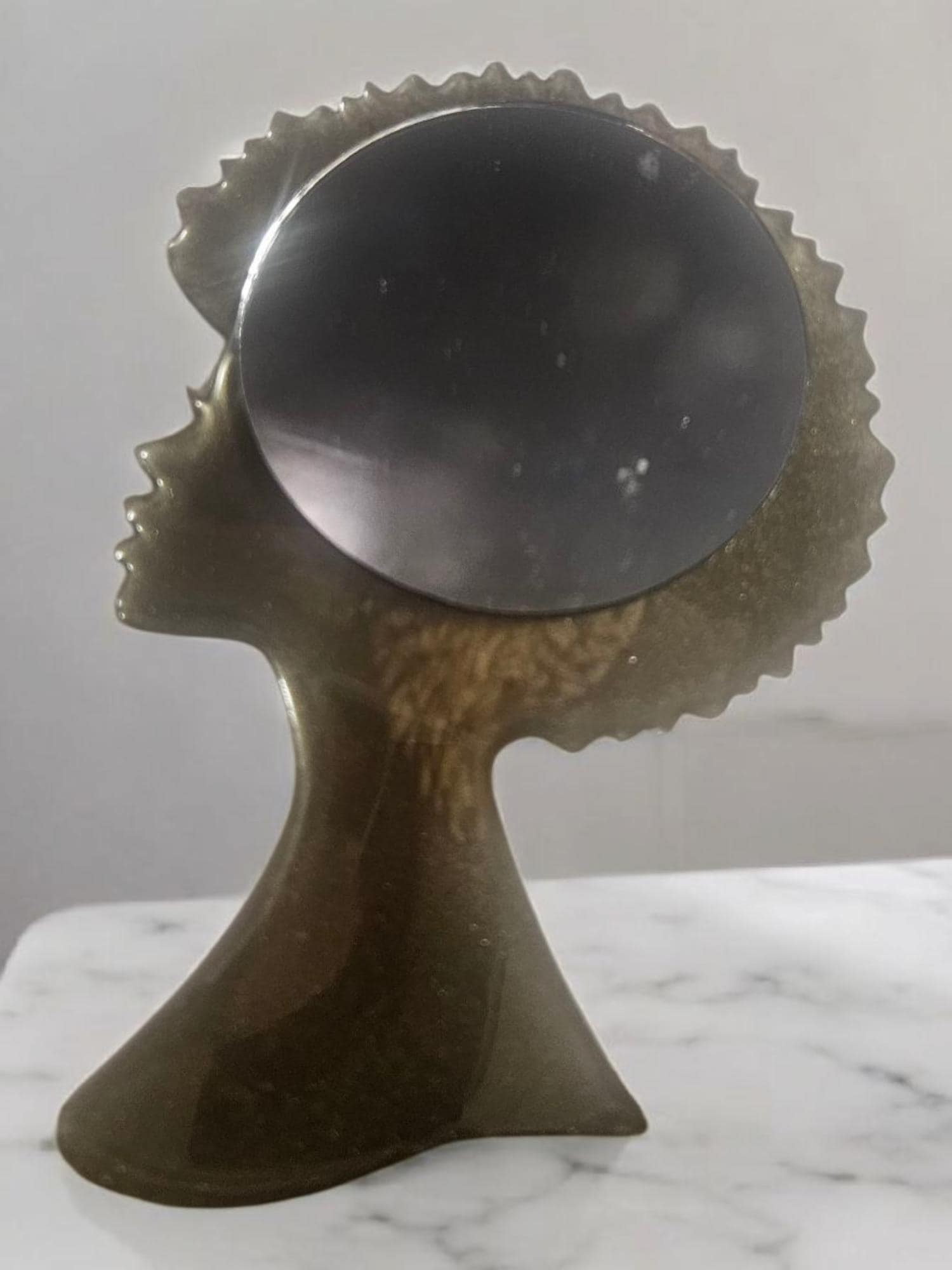 Black Woman Acrylic Handheld Mirror – Afrocentric Art Mirror | Melanin Beauty Vanity Mirror | Unique Self-Care Gift for Her