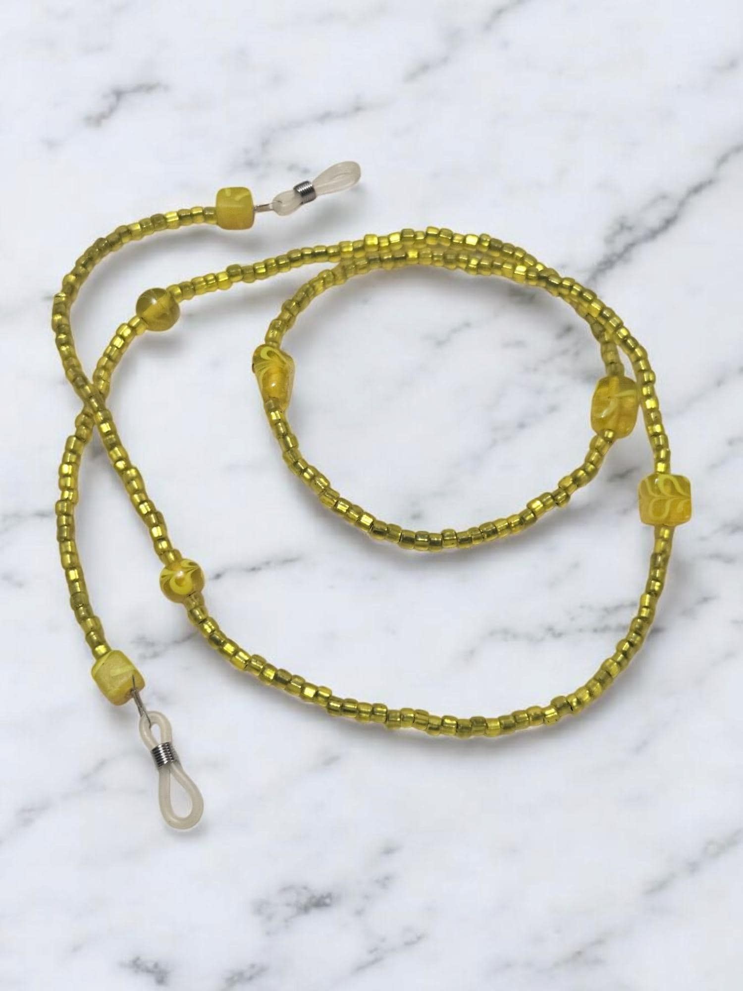 Elegant Beaded Eyeglass Chain – Stylish Glasses Holder for Women | Handmade Eyewear Accessory view 2