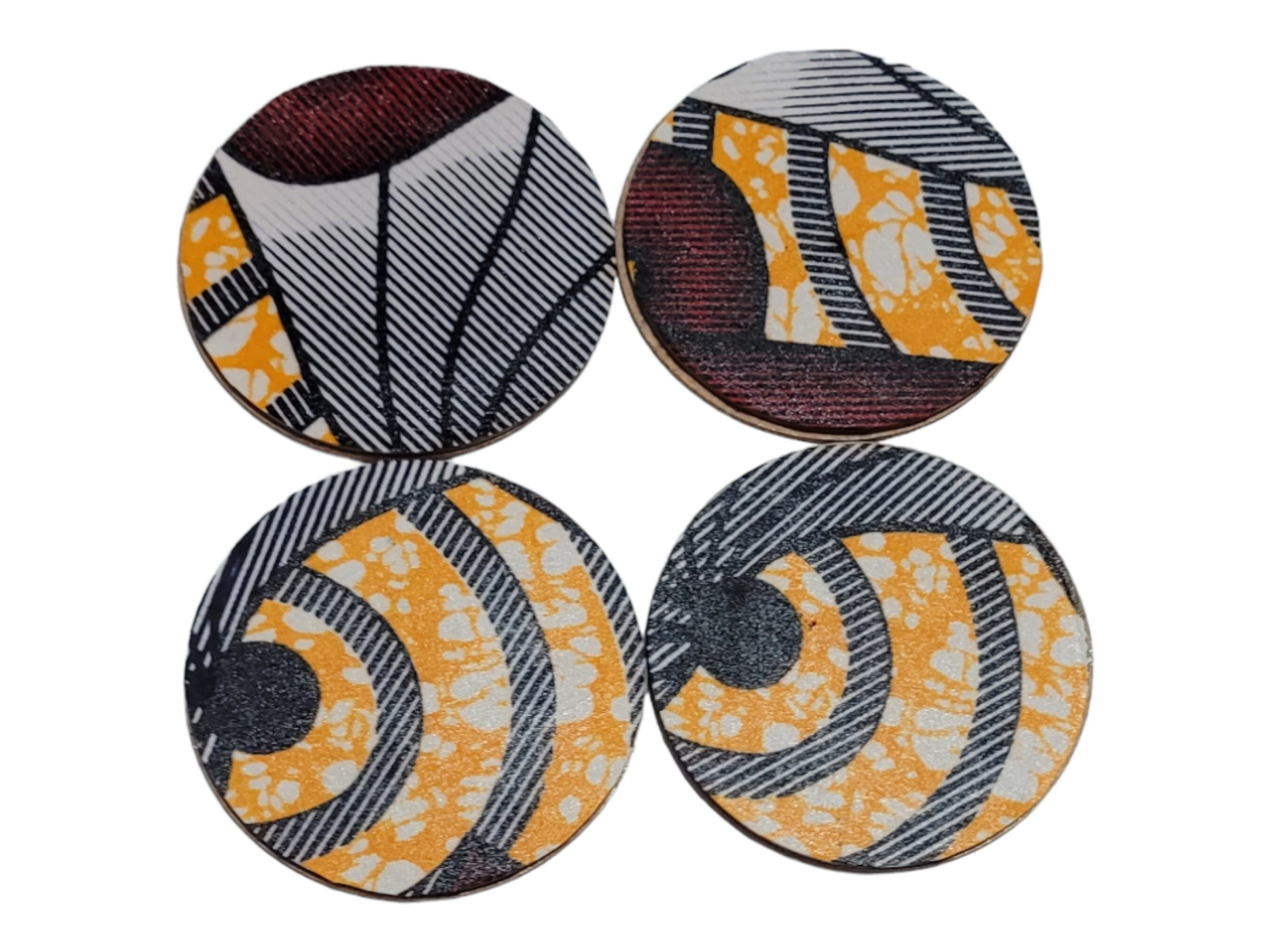 Afrocentric Fabric and Wood Coasters, Set Of four, Home Decor,Round African print coasters