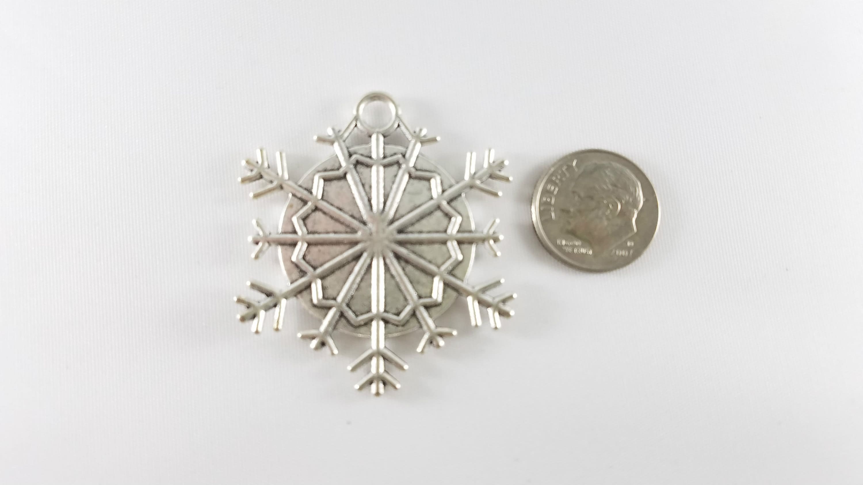 Corvette Fordite Snowflake Christmas Decoration, Winter pendant, Holiday Brooch, view 2