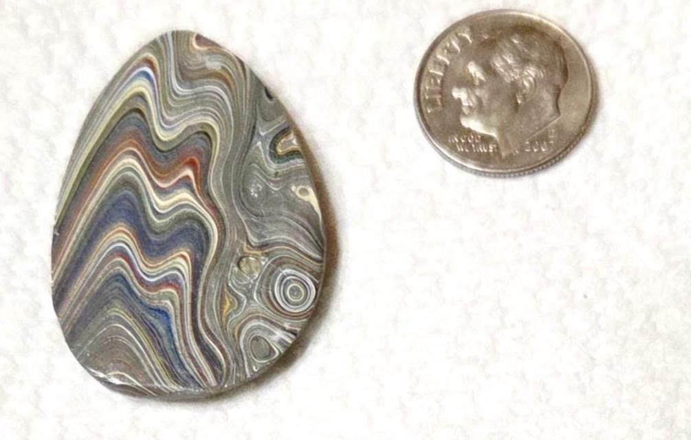 Corvette Cabochon / Foggy, Misty Look, view 3