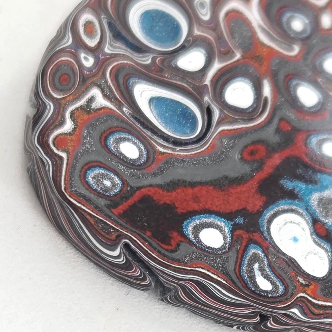 Fordite Pendant / Jeep/Pools of Blue, view 4