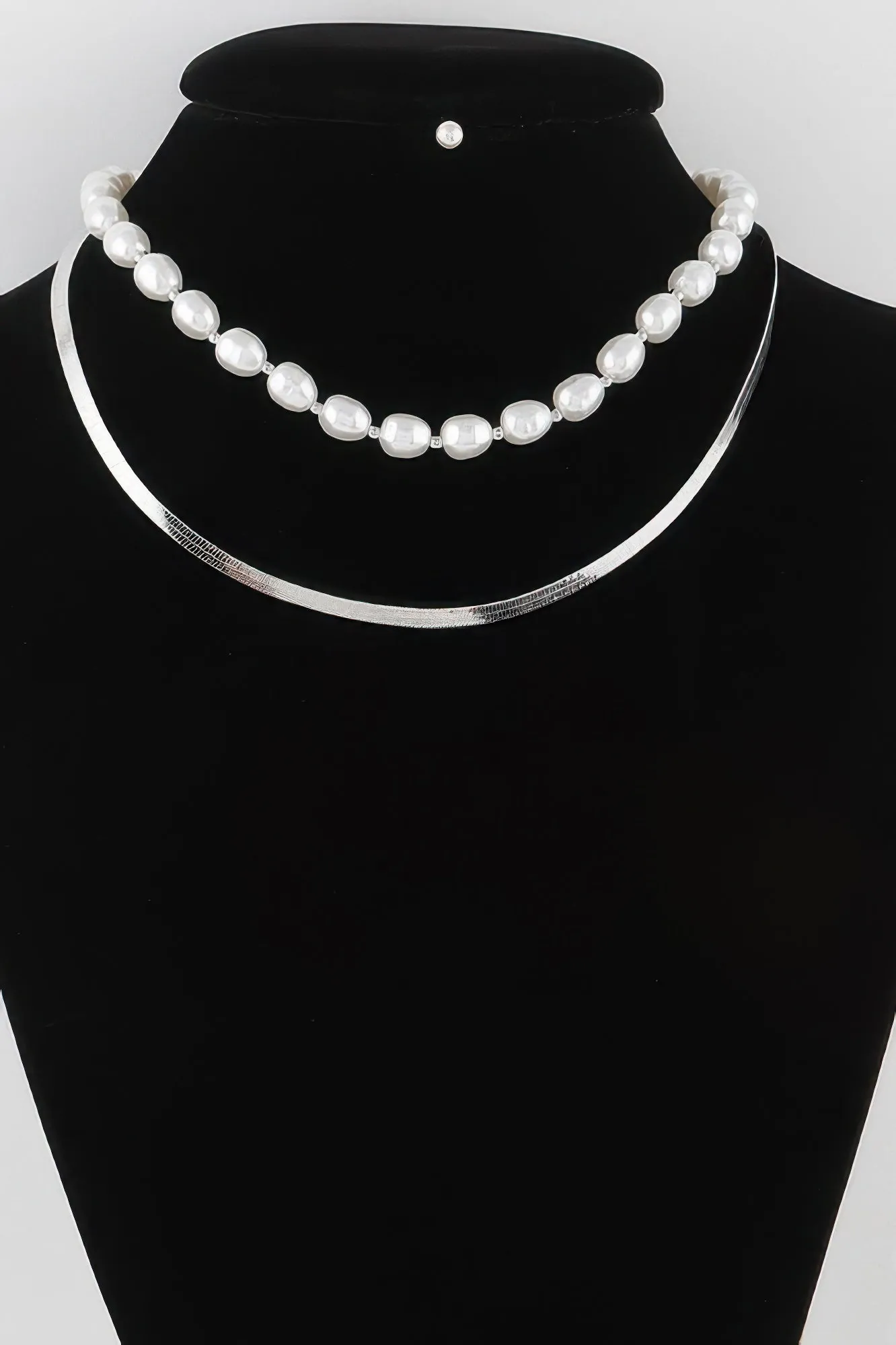 Golden Heir | Stone Snake Chain Necklace